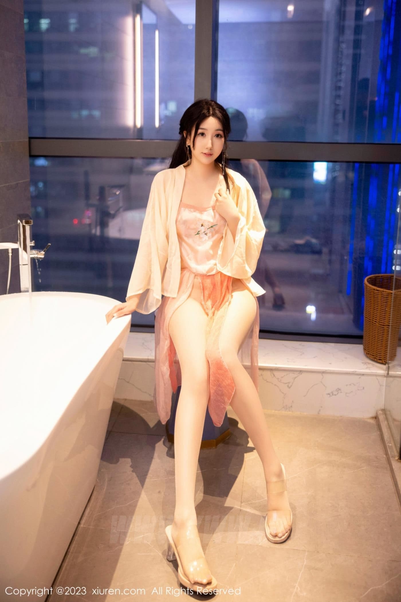 XiuRen秀人网 No.6262 江真真 古装美臀