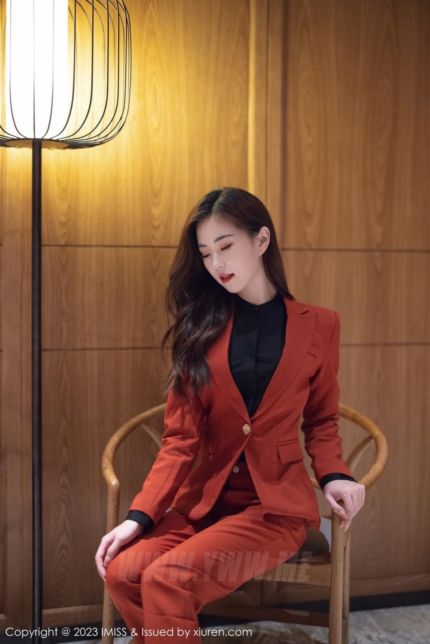 IMISS爱蜜社 VOL.717 杨紫嫣candy 制服美腿