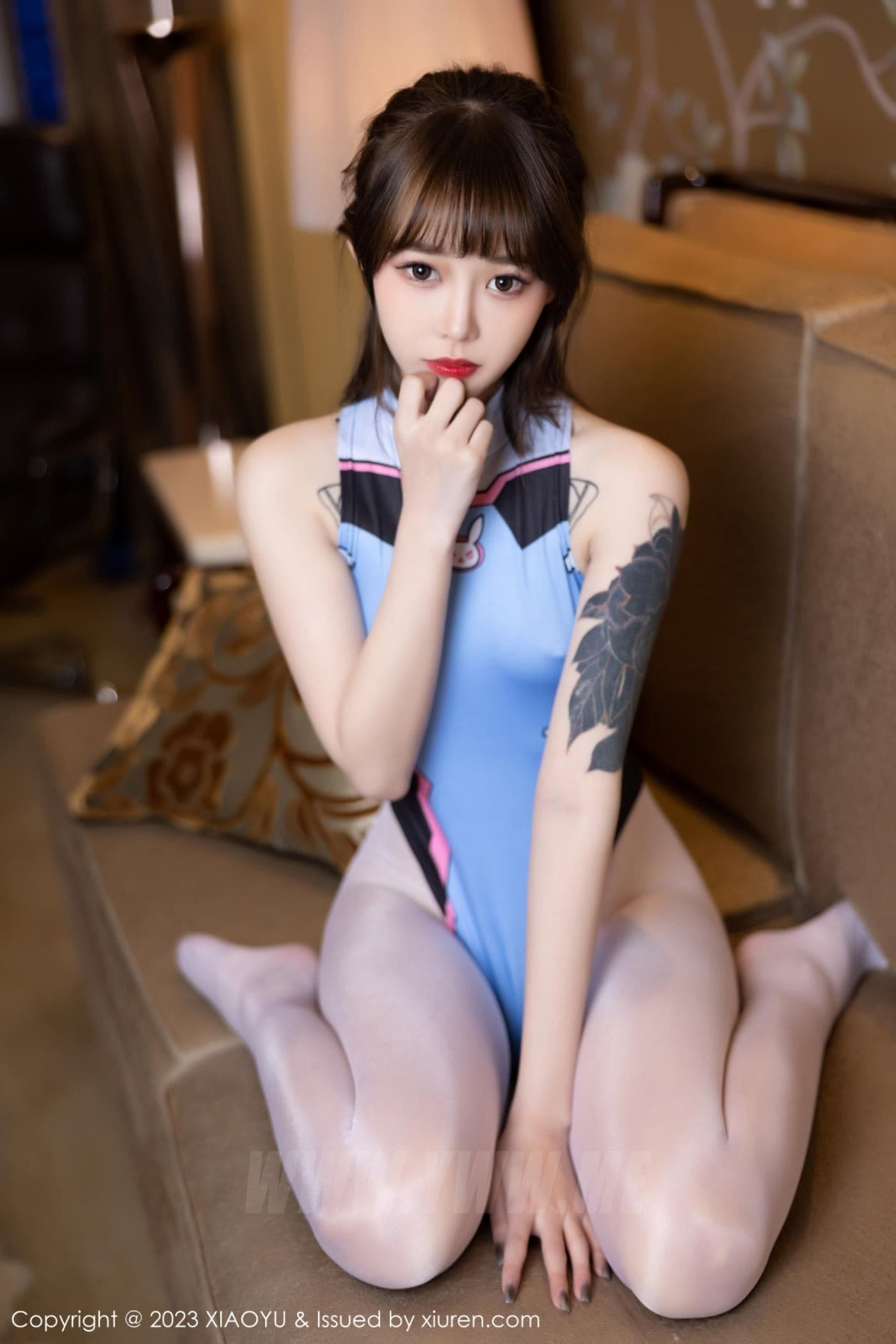 XIAOYU语画界 VOL.961 奶瓶. 丝袜美腿