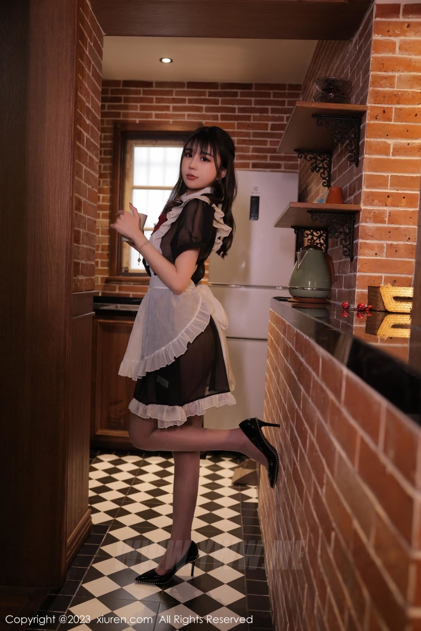 XiuRen秀人网 No.6310 tina_甜仔 女仆服美臀