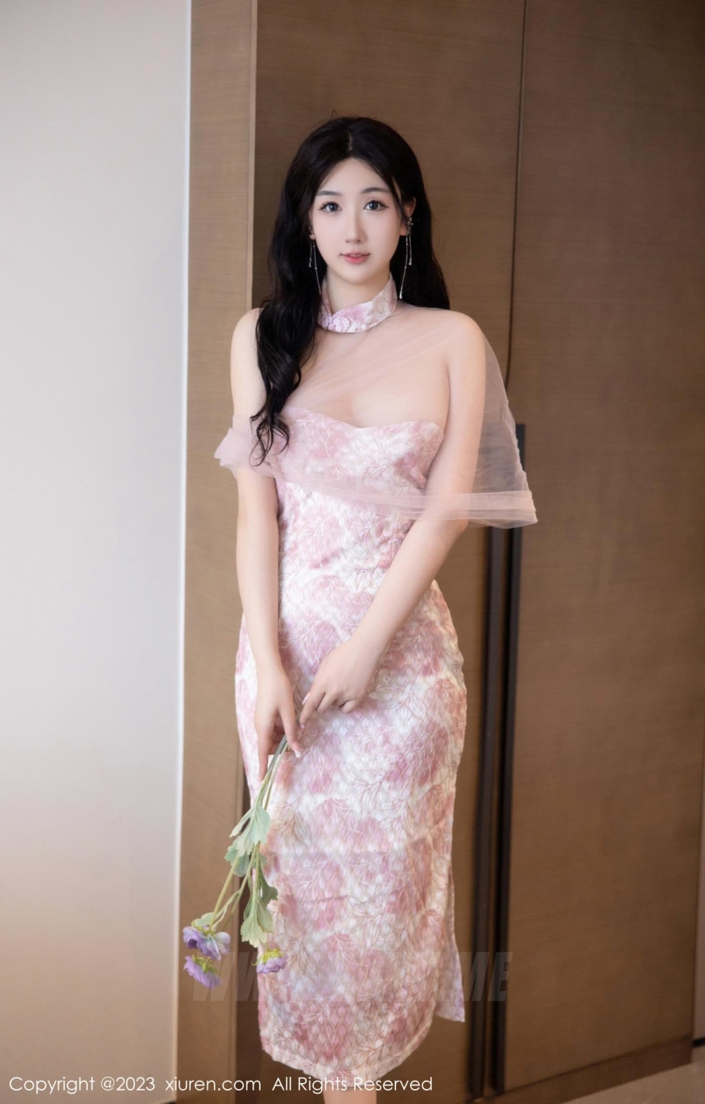 XiuRen秀人网 No.6313 江真真 妩媚美腿