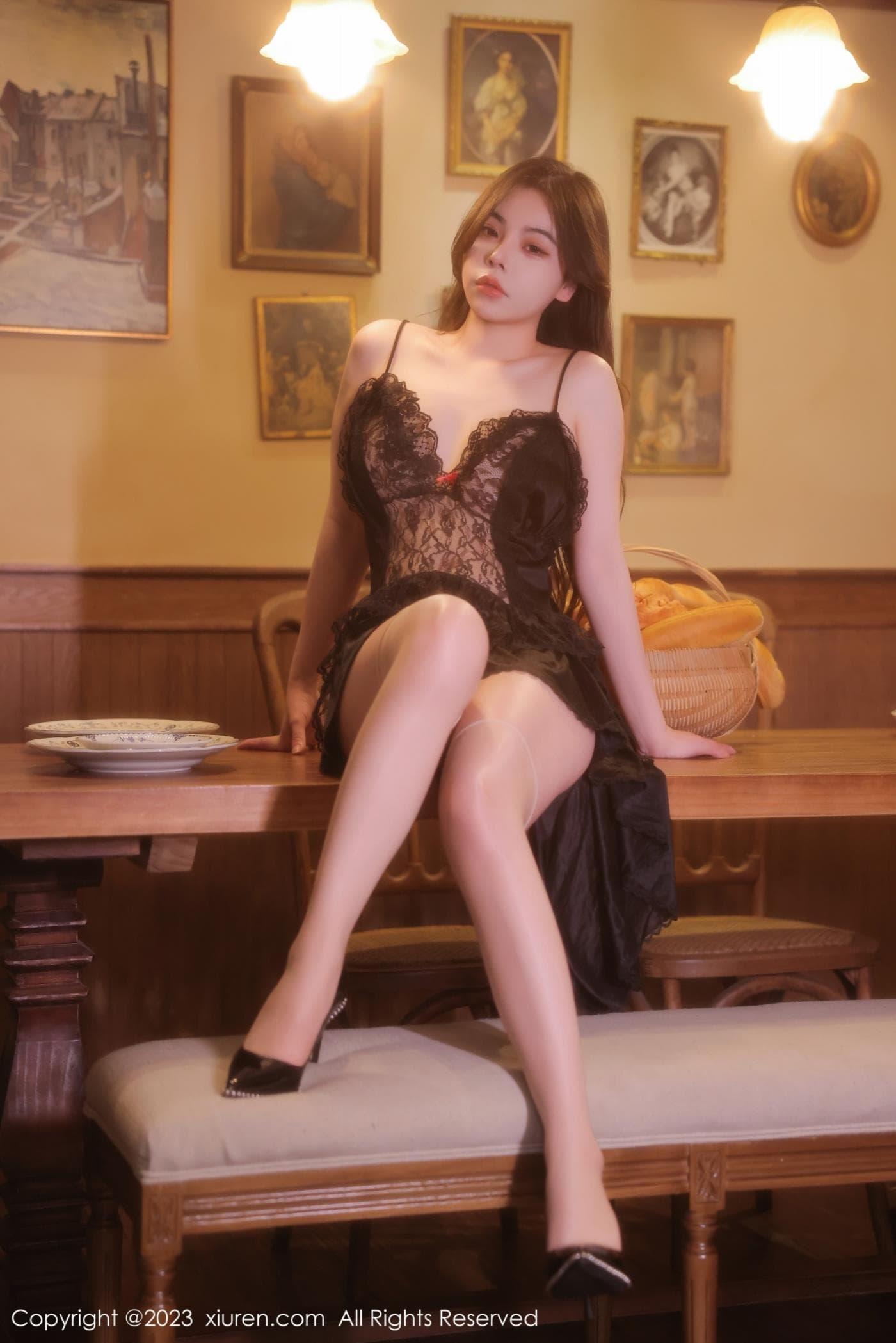 XiuRen秀人网 No.6339 Aami喵小狐 新人美臀