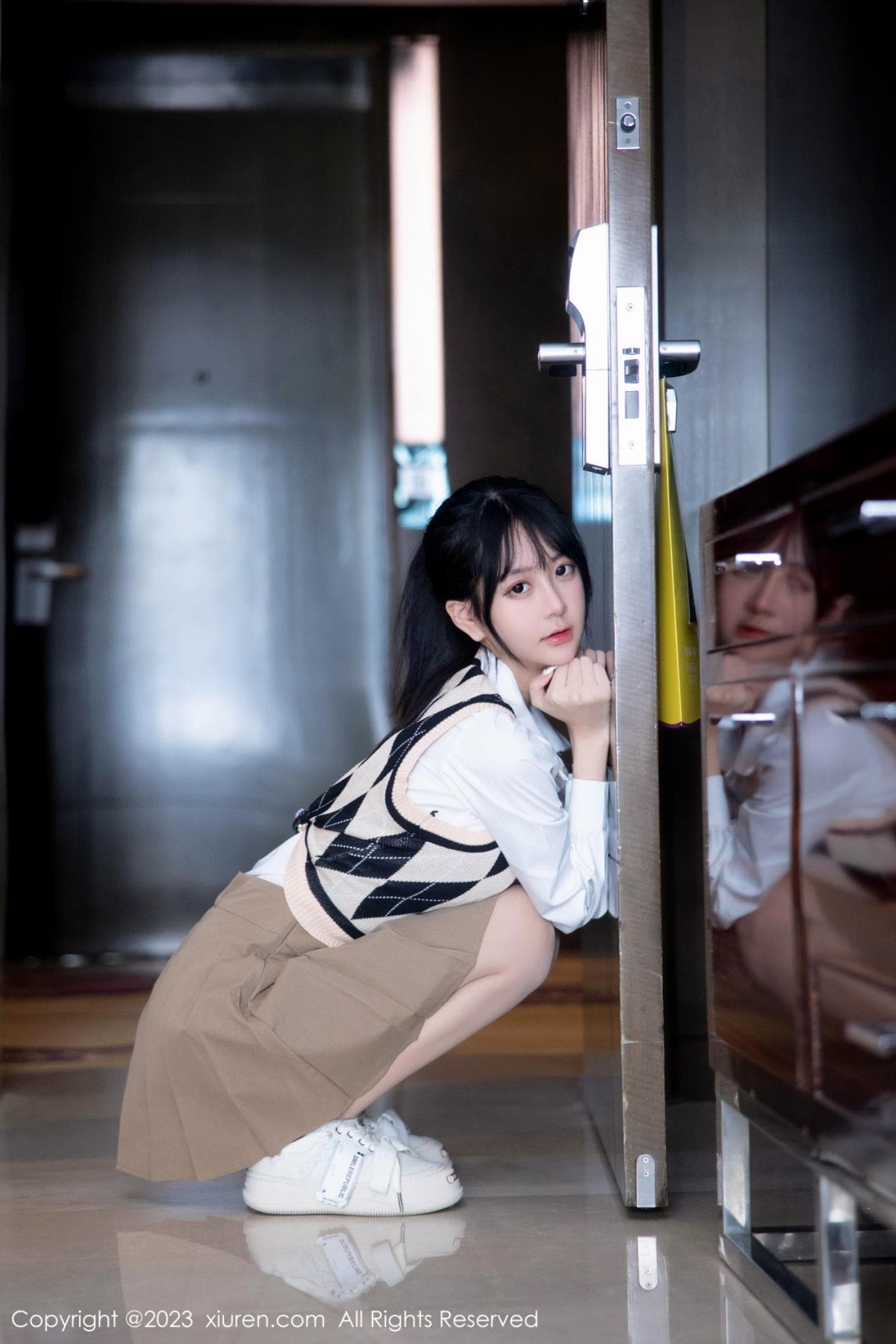 XiuRen秀人网 No.6329 谢小蒽 短裙美腿