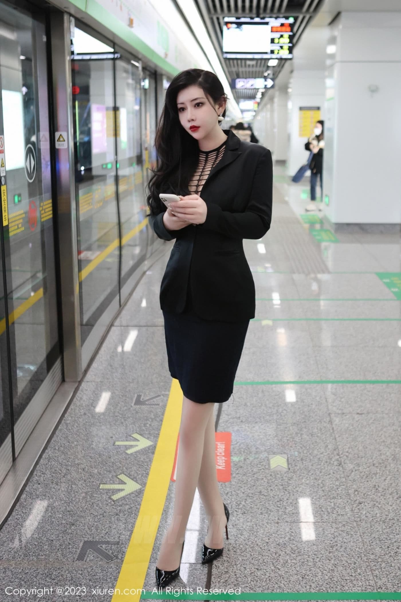 XiuRen秀人网 No.6421 王婉悠Queen 丝袜OL