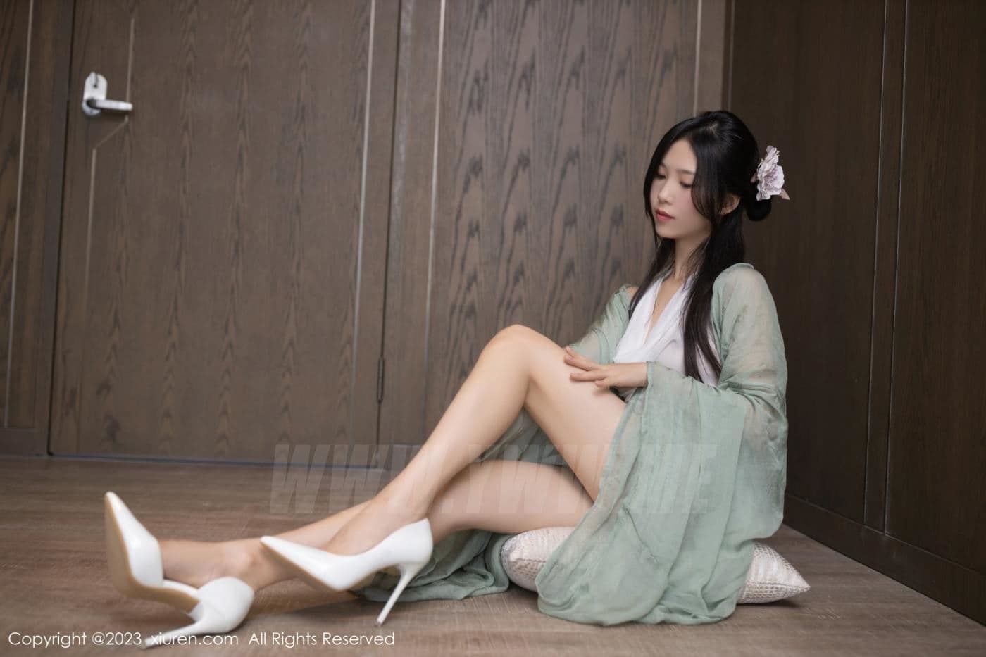 XiuRen秀人网 No.6420 利世 古装美腿