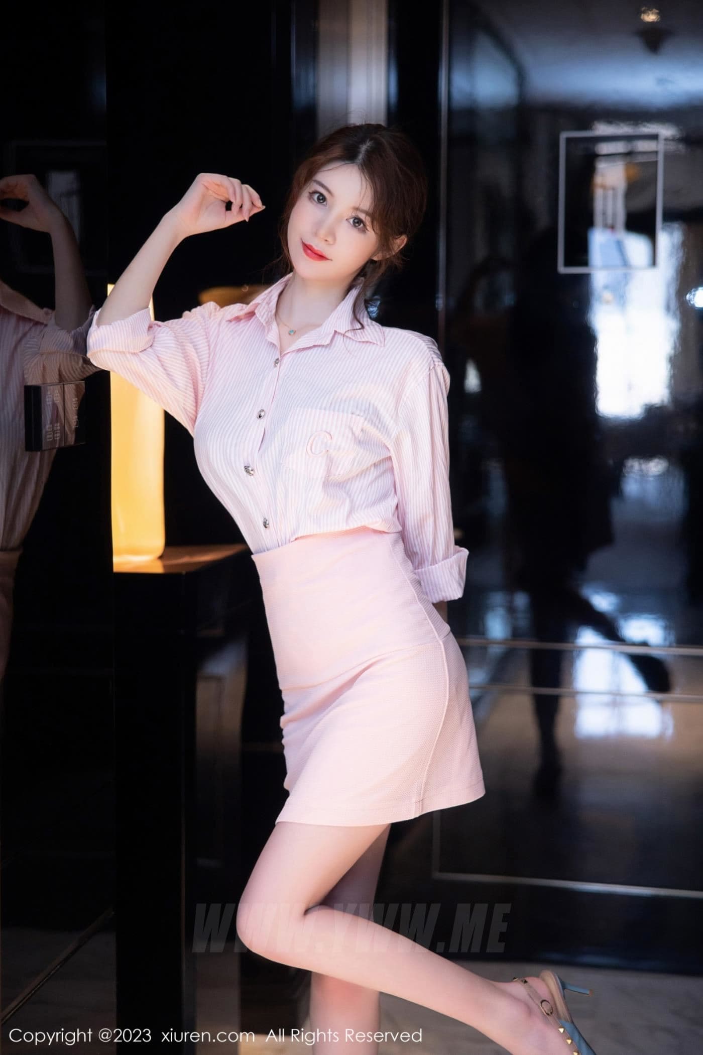 XiuRen秀人网 No.6451 yoo优优 美腿高挑