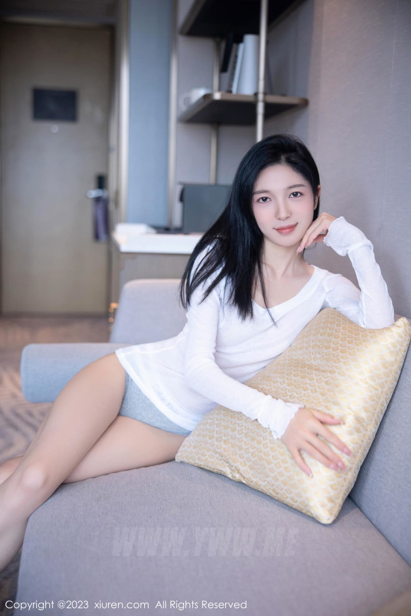 XiuRen秀人网 No.6619 茜茜Kimi 清纯美腿