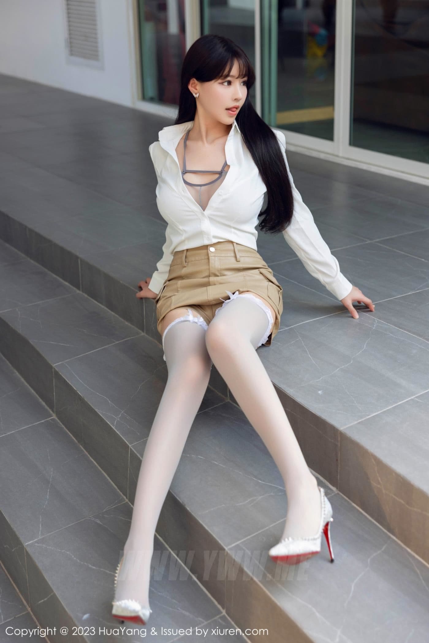 HuaYang花漾 VOL.530 朱可儿Flora 丝袜美臀
