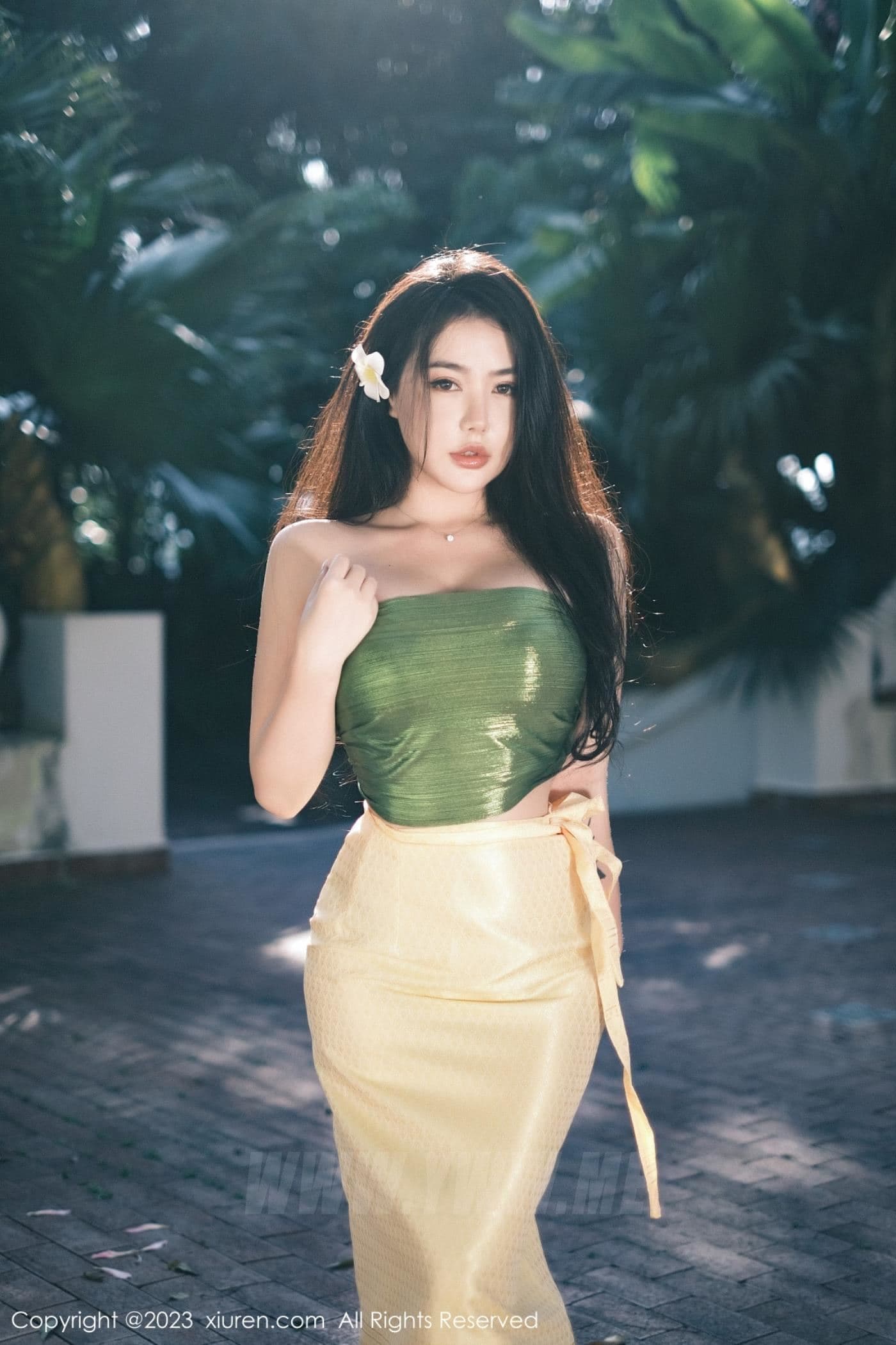 XiuRen秀人网 No.6648 玛鲁娜Manuela 美臀丰腴