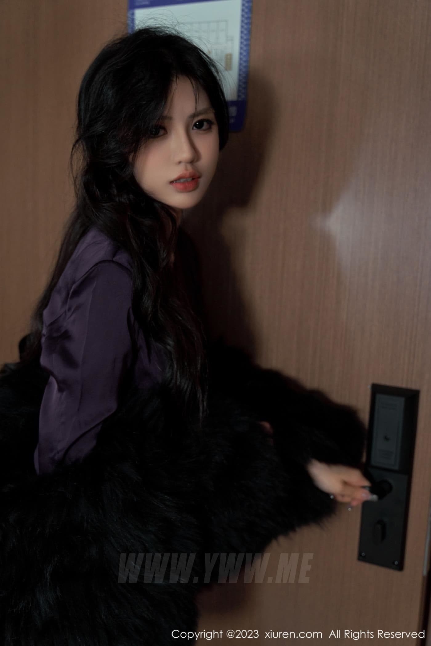 XiuRen秀人网 No.6649 浅浅Danny 黑丝美腿