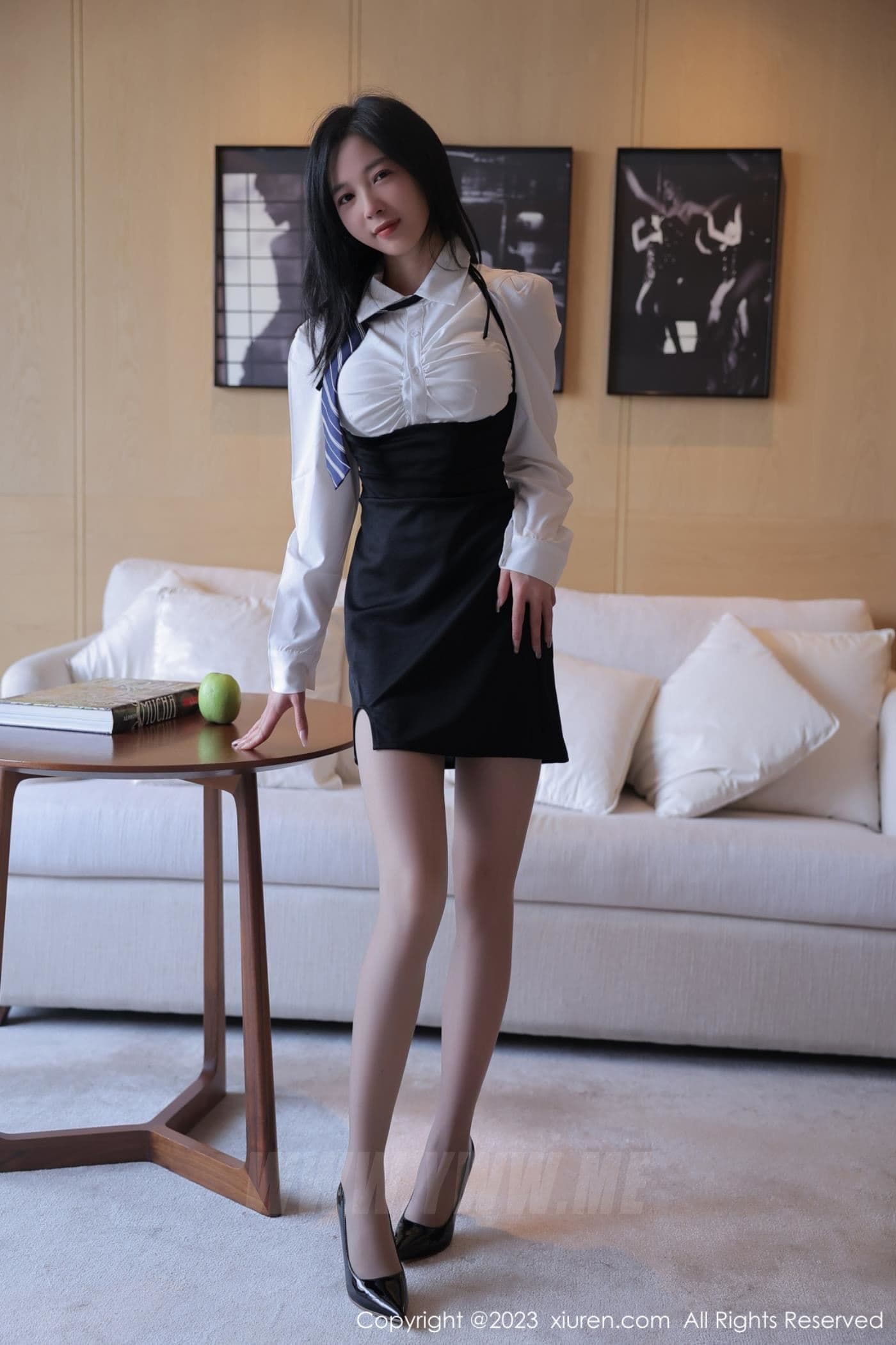 XiuRen秀人网 No.6675 茜茜Kimi 美腿短裙