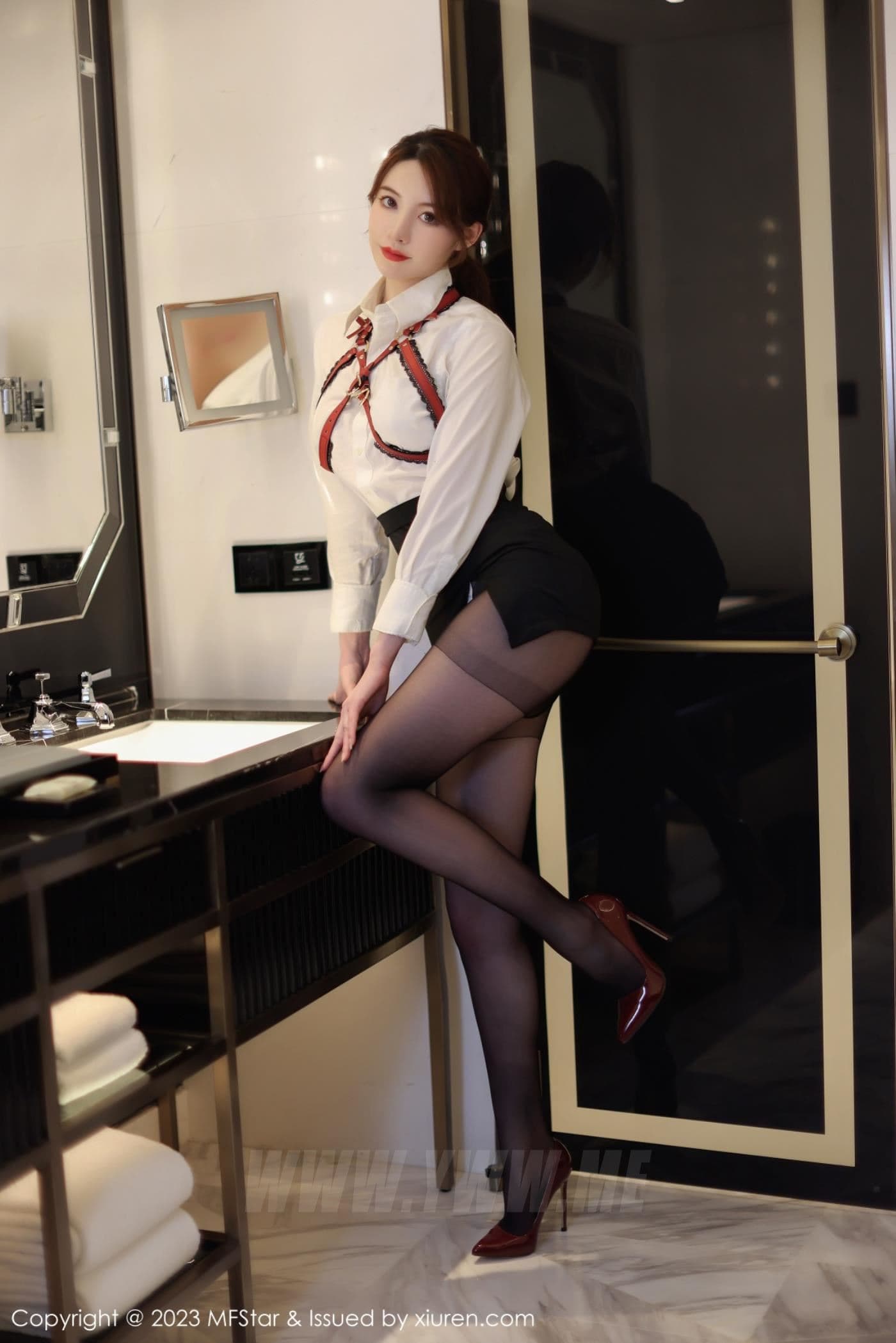 MFStar模范学院 VOL.615 yoo优优 黑丝美臀