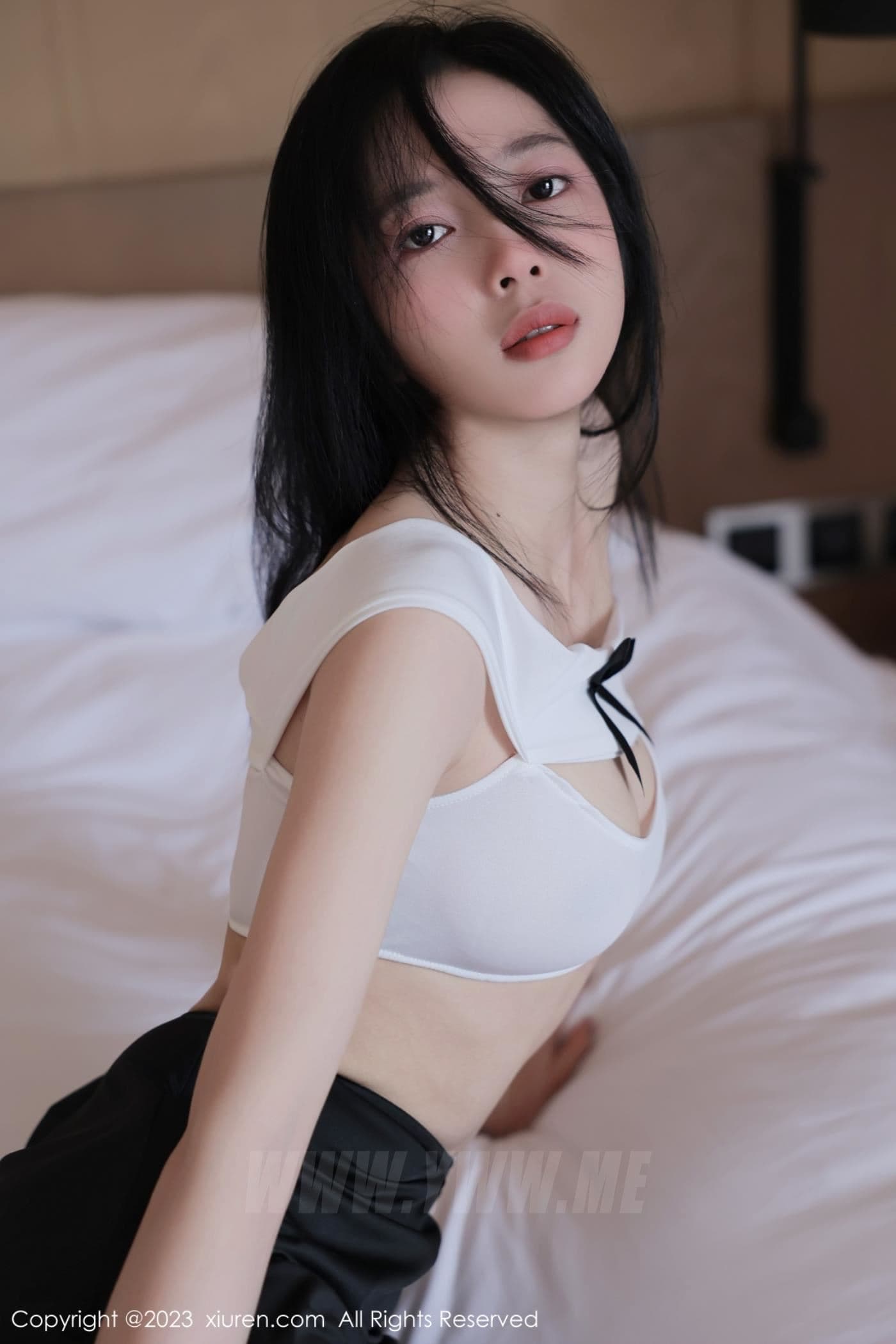 XiuRen秀人网 No.6743 茜茜Kimi 黑丝美腿