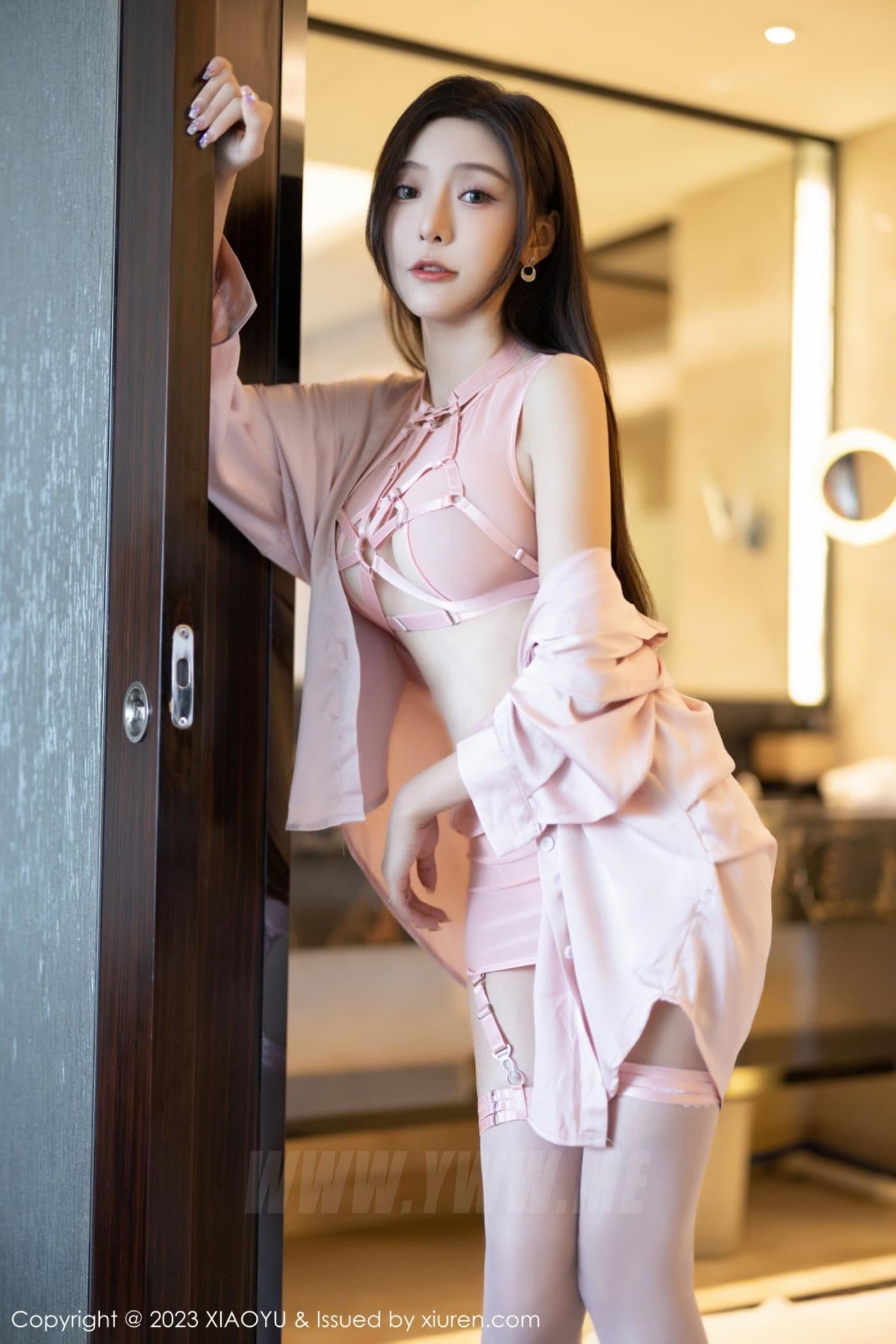 XIAOYU语画界 VOL.1040 王馨瑶yanni 妩媚美腿