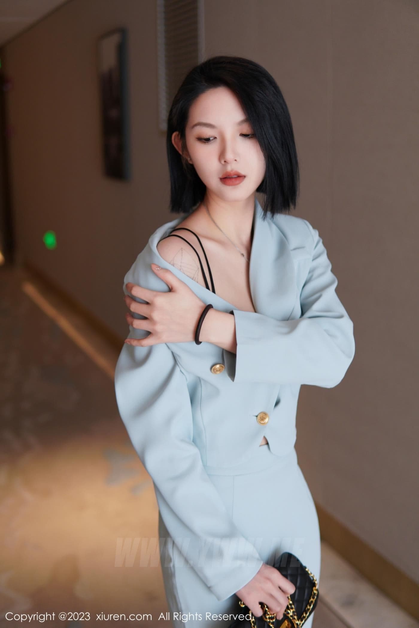 XiuRen秀人网 No.6885 乔一一 丝袜美腿