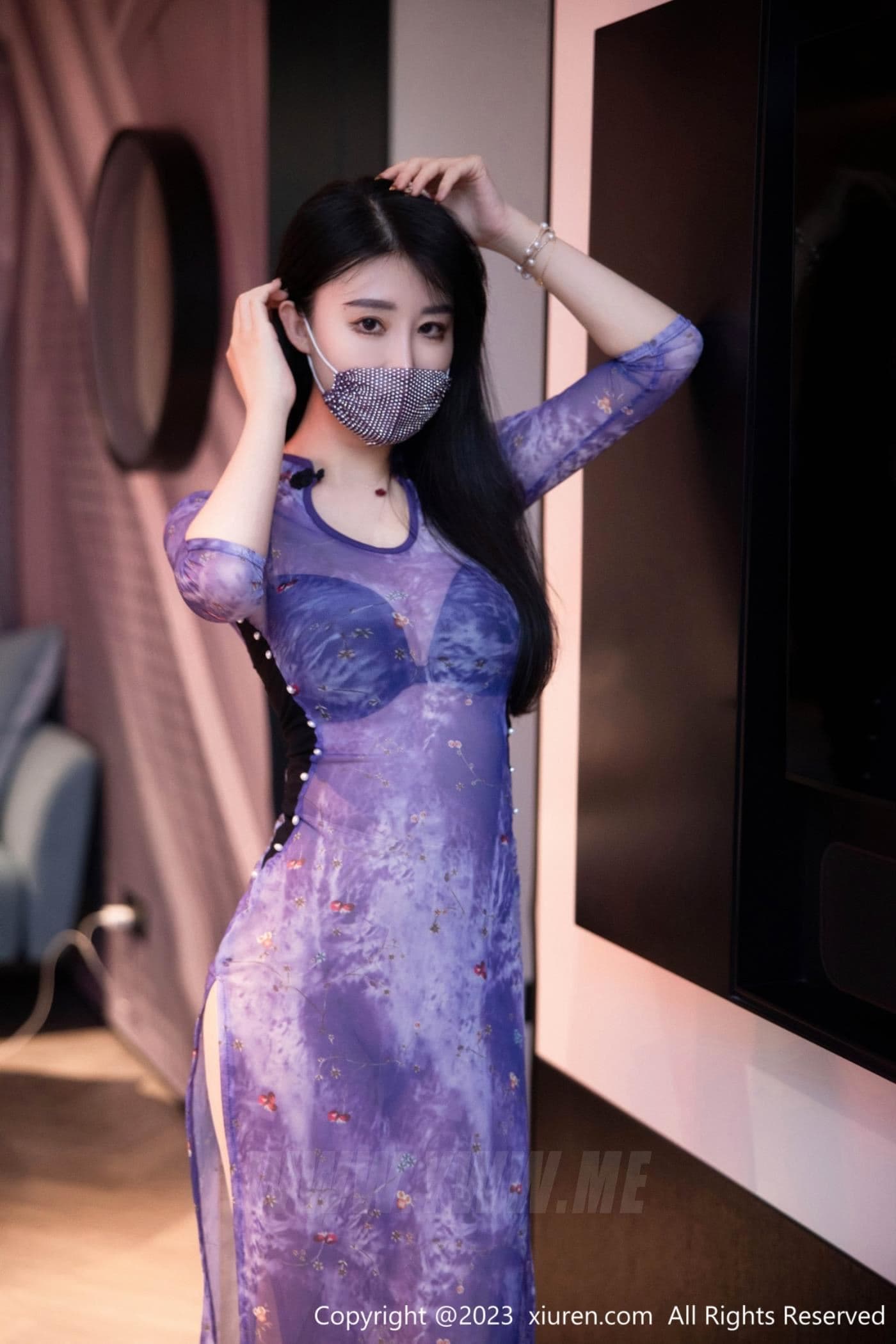 XiuRen秀人网 No.6876 司柠 美腿长裙