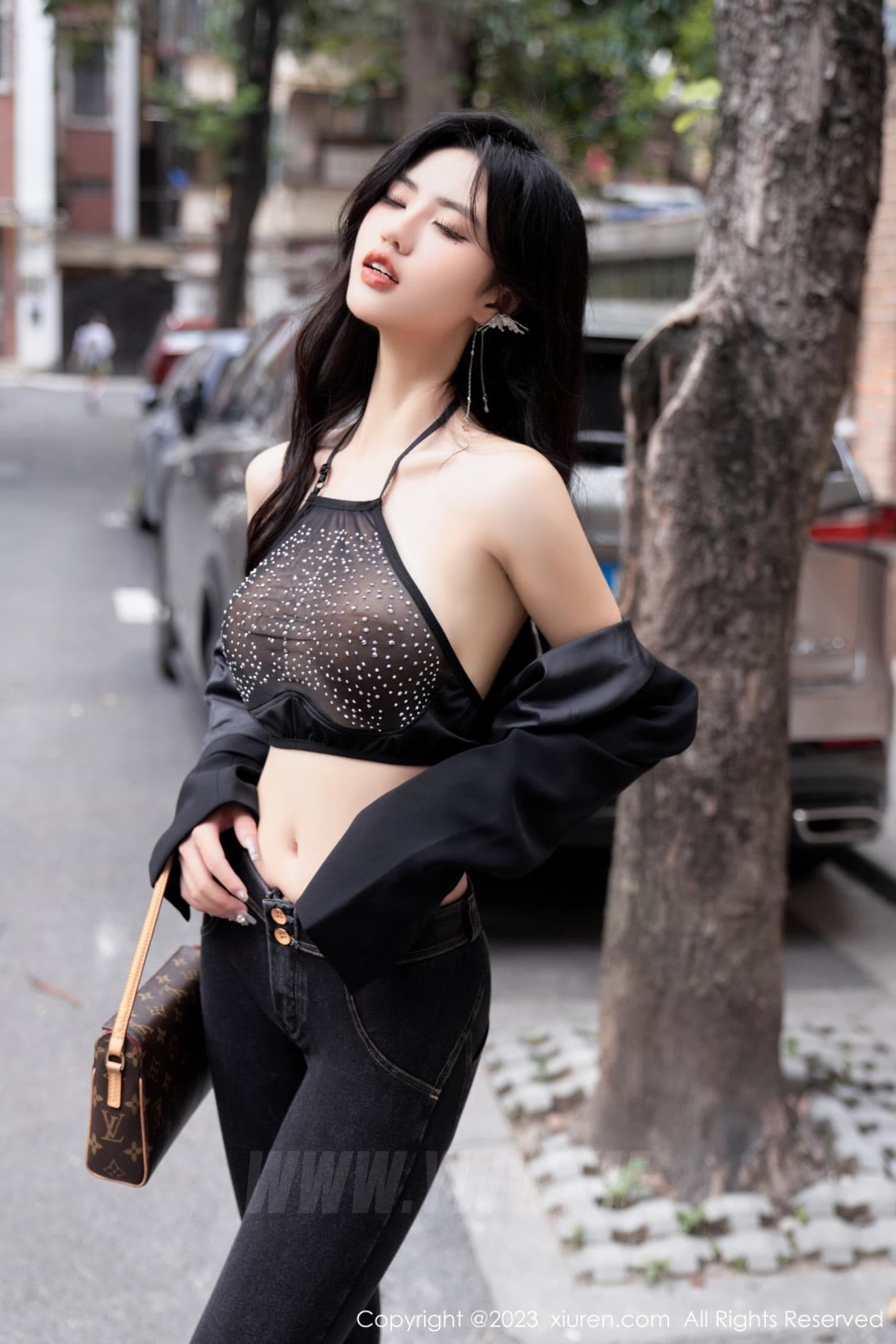 XiuRen秀人网 No.6874 浅浅Danny 美腿时尚