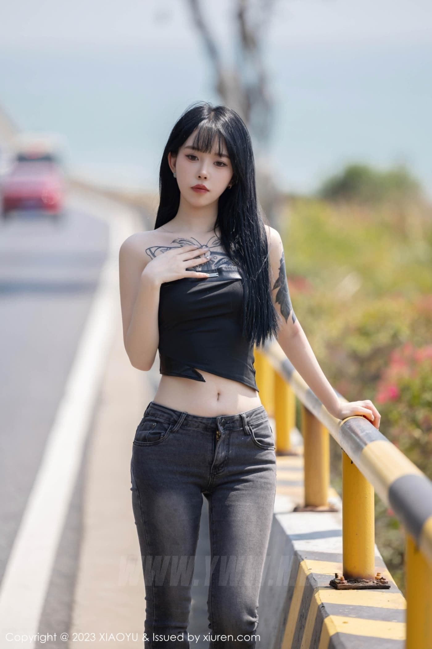 XIAOYU语画界 VOL.1047 奶瓶. 清纯美腿