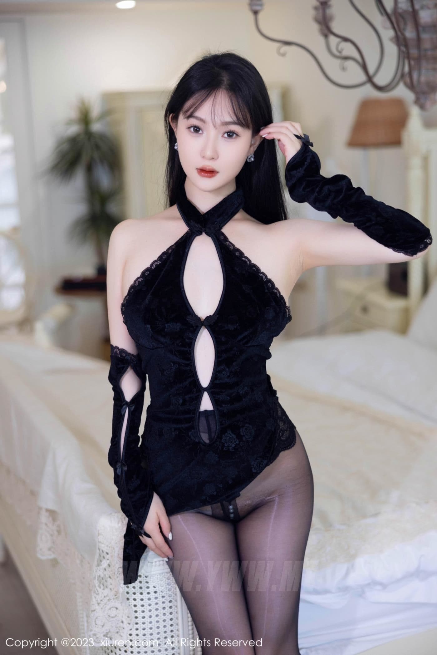 XiuRen秀人网 No.6943 柚琪Rich 黑丝美臀