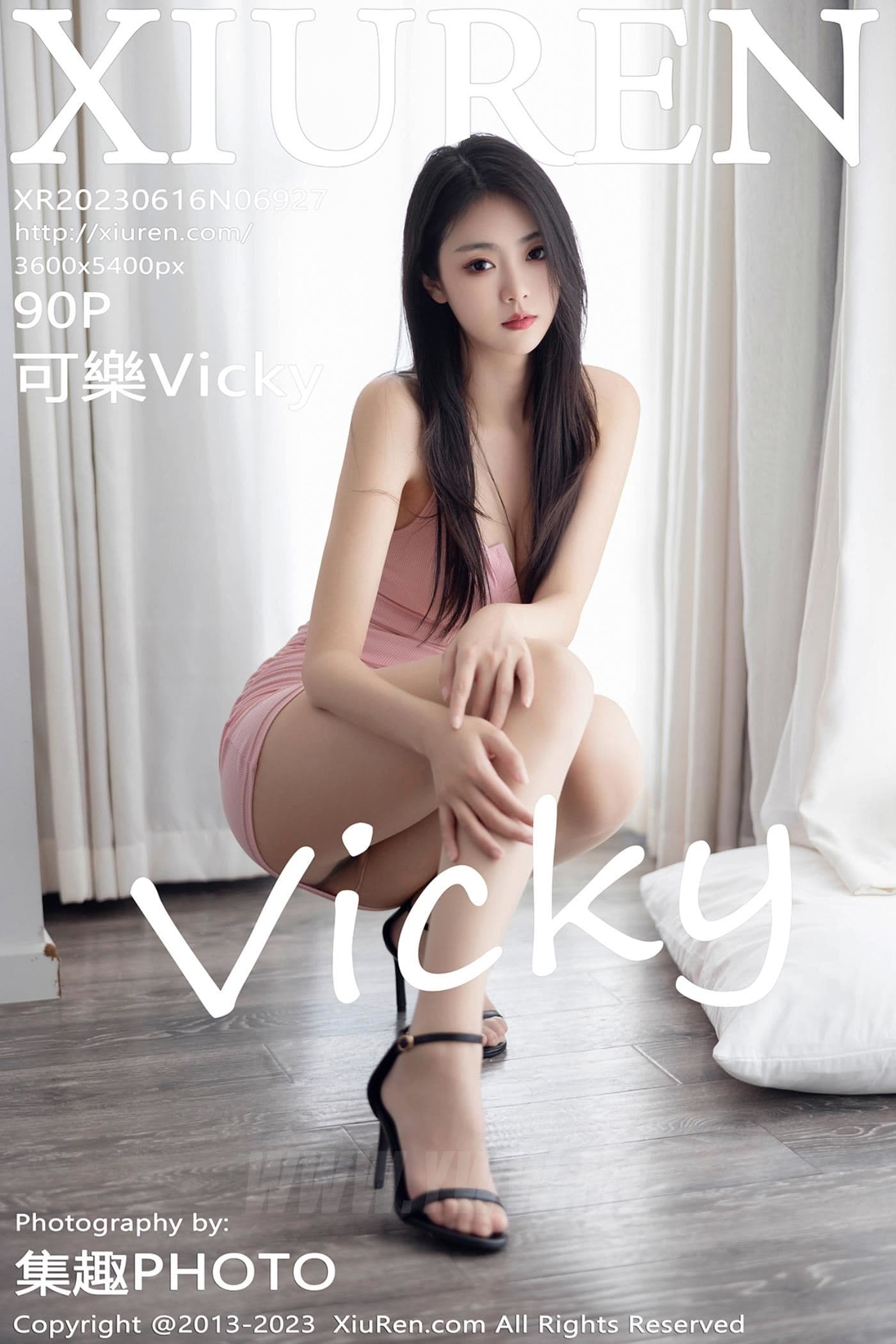 XiuRen秀人网 No.6927 可樂Vicky 丝袜美腿