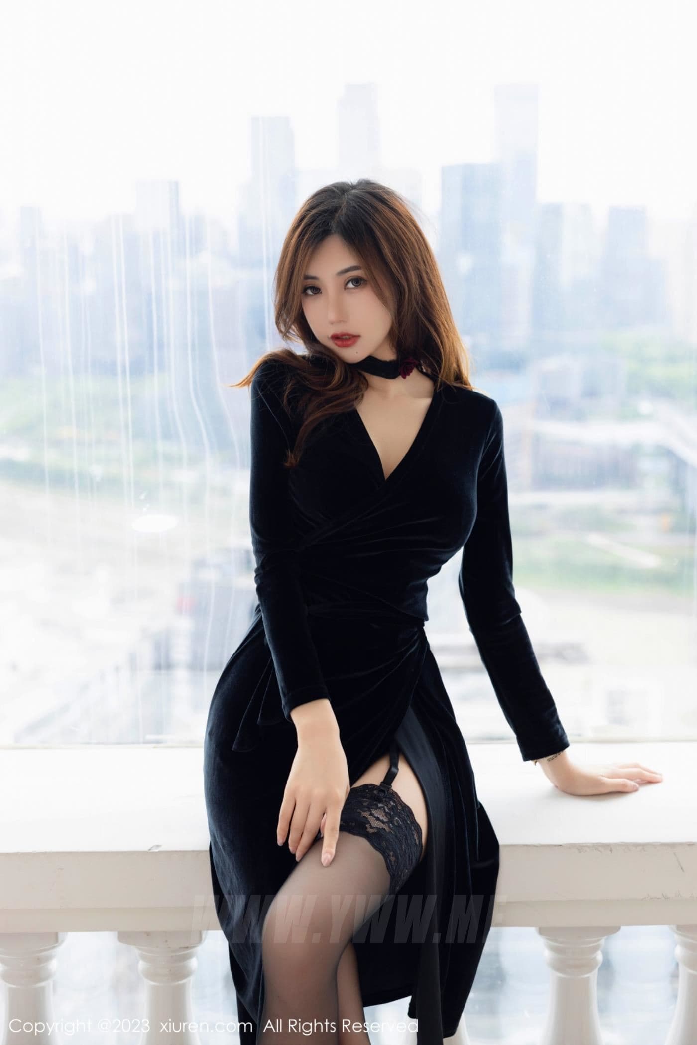 XiuRen秀人网 No.7005 绮里嘉ula 黑丝美腿