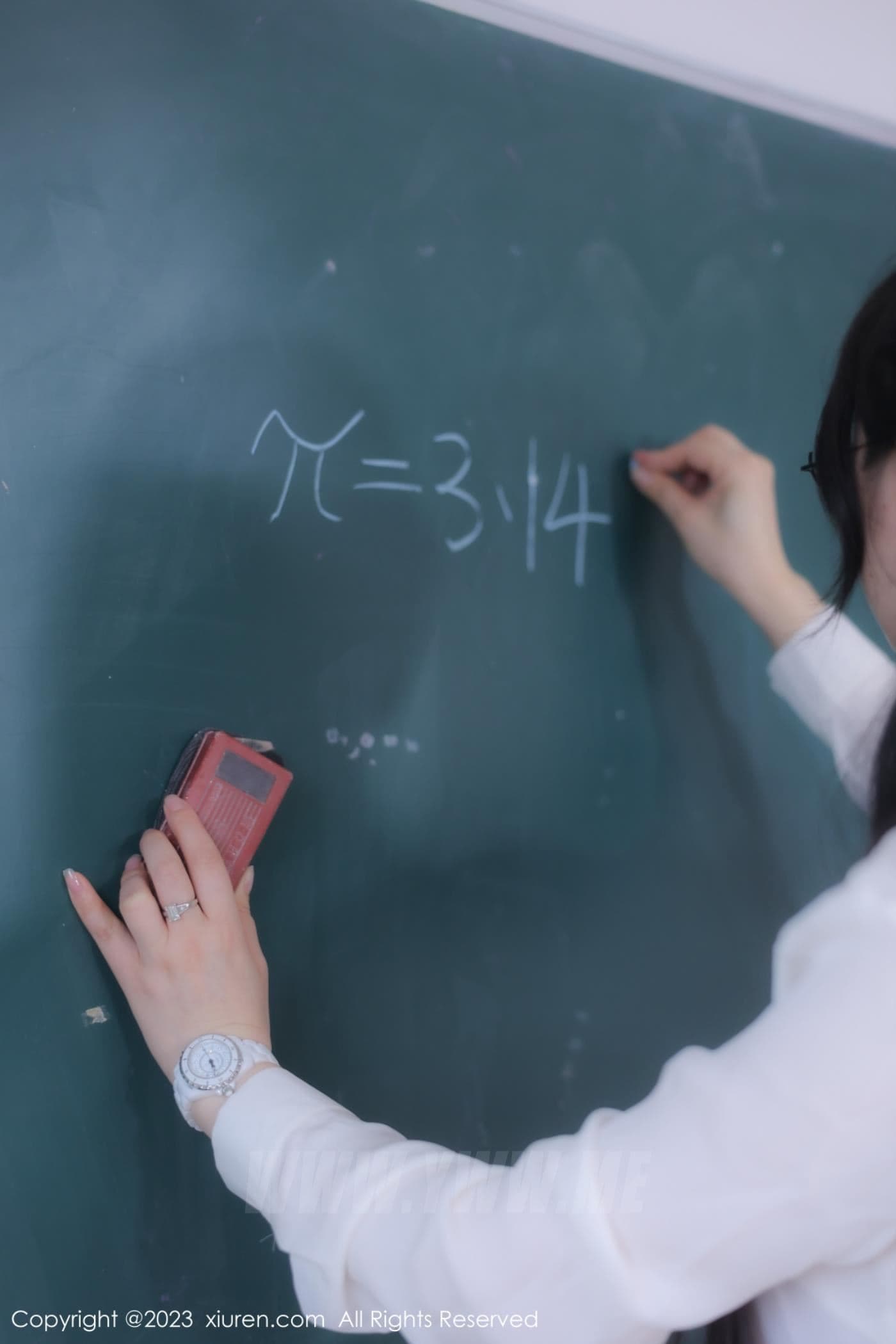 XiuRen秀人网 No.6980 诗诗kiki 教师美腿