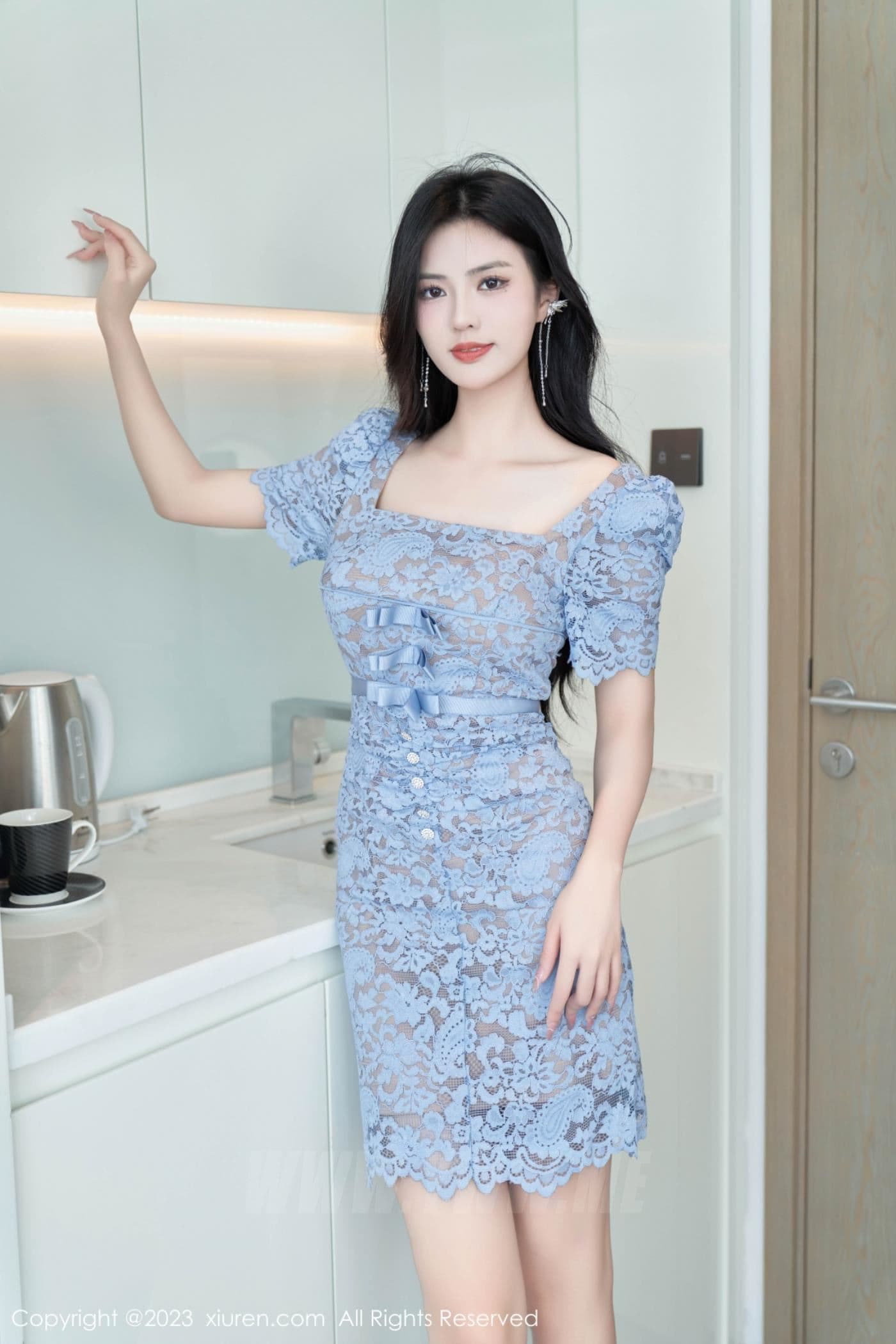 XiuRen秀人网 No.6998 浅浅Danny 美腿妩媚