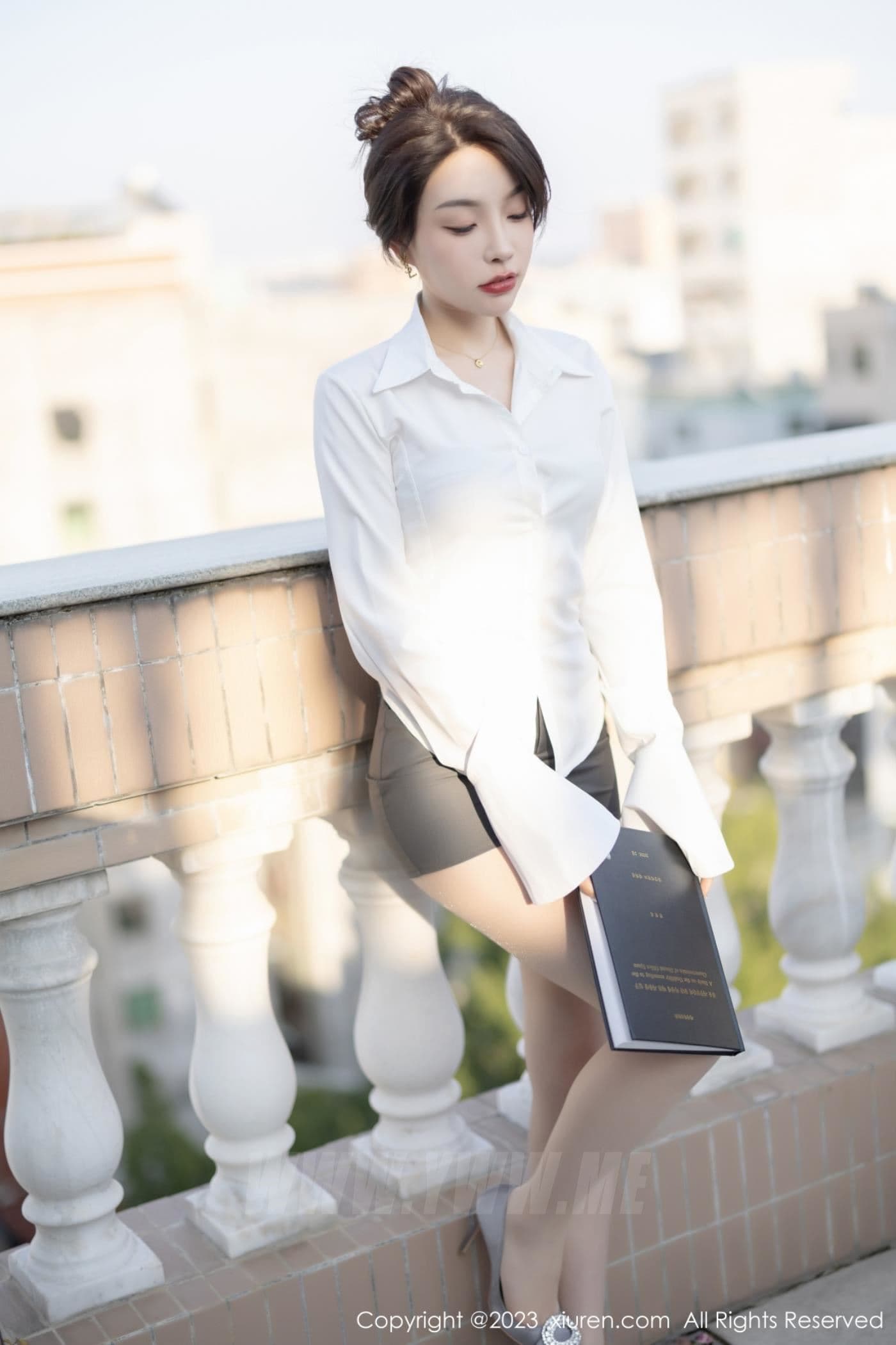 XiuRen秀人网 No.7002 徐莉芝Booty 美腿丝袜