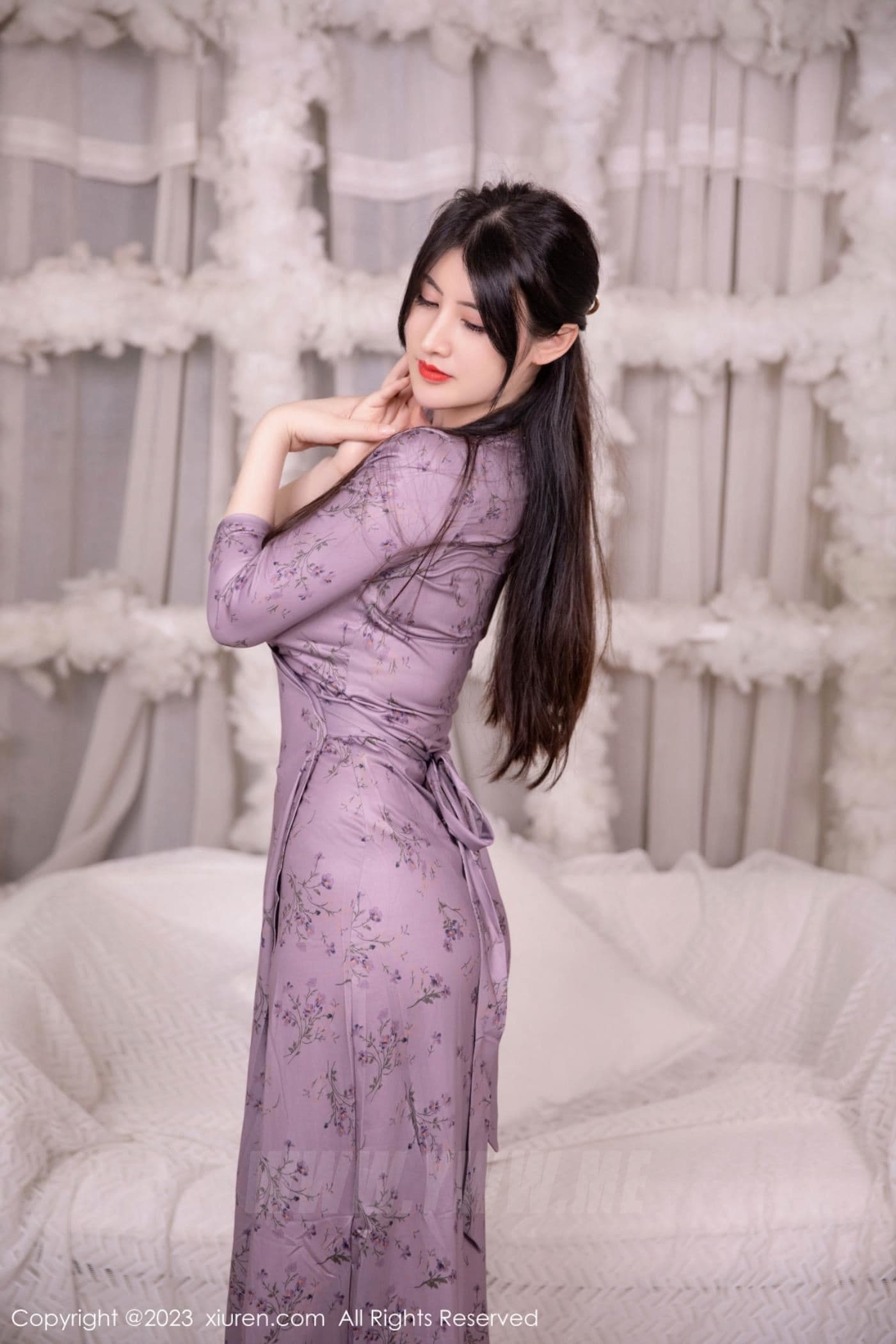 XiuRen秀人网 No.7126 诗诗kiki 长裙美腿