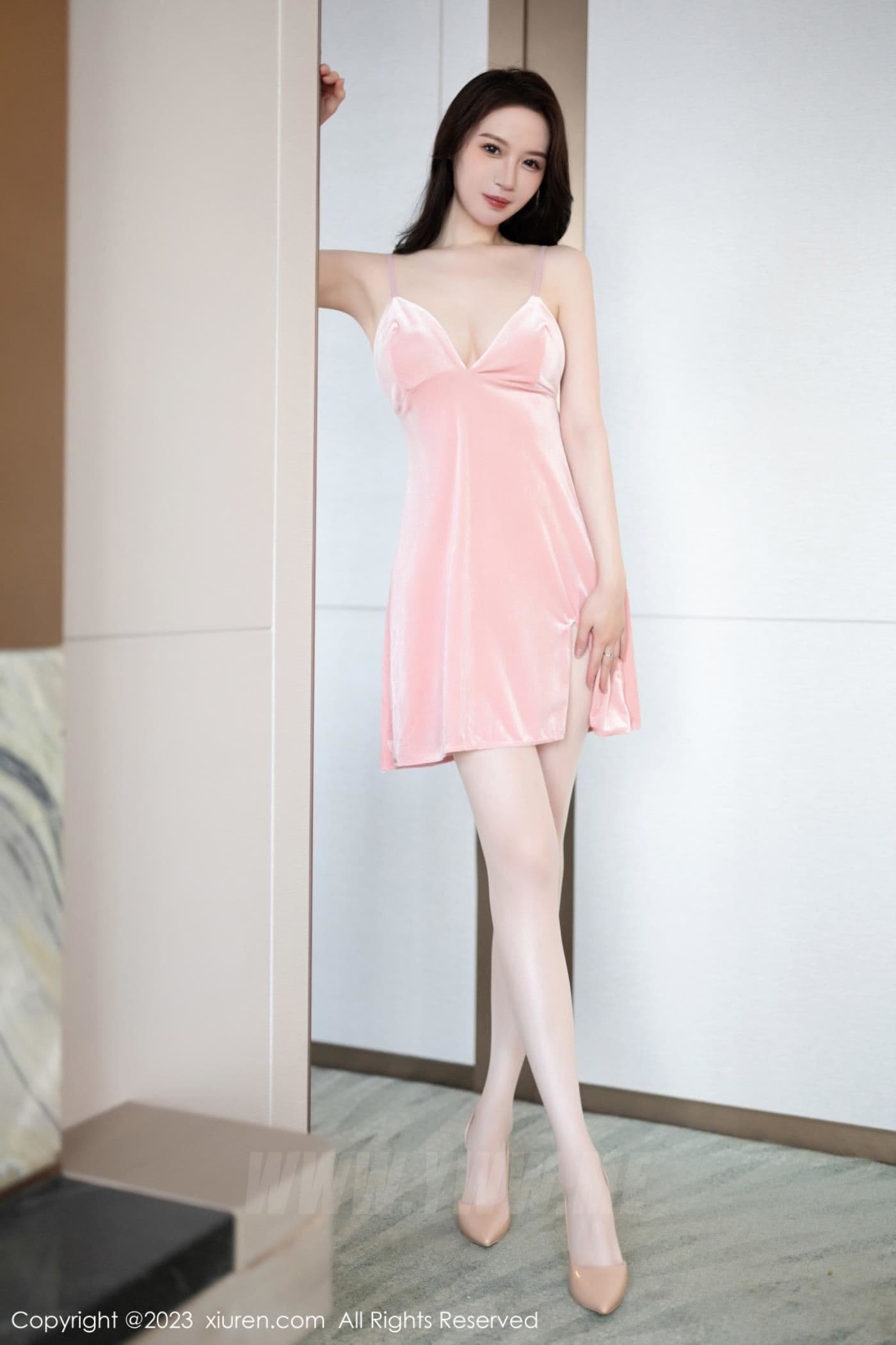 XiuRen秀人网 No.7182 梦心玥 丝袜美腿