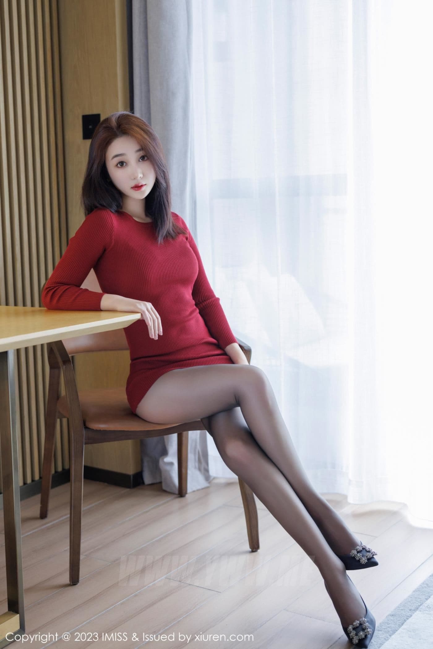IMISS爱蜜社 VOL.738 九月生__ 黑丝美腿