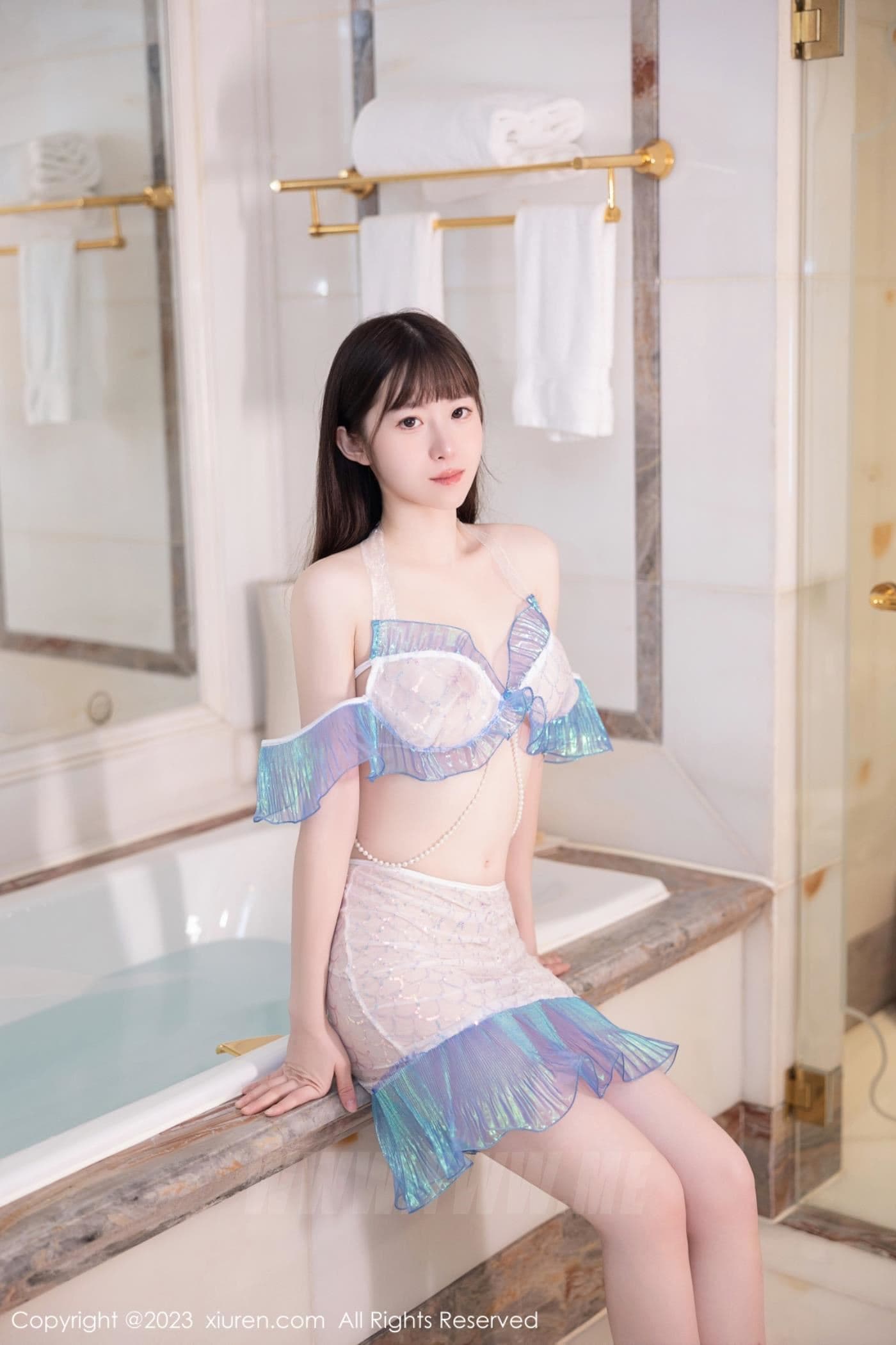 XiuRen秀人网 No.7173 林悠悠 短裙美腿