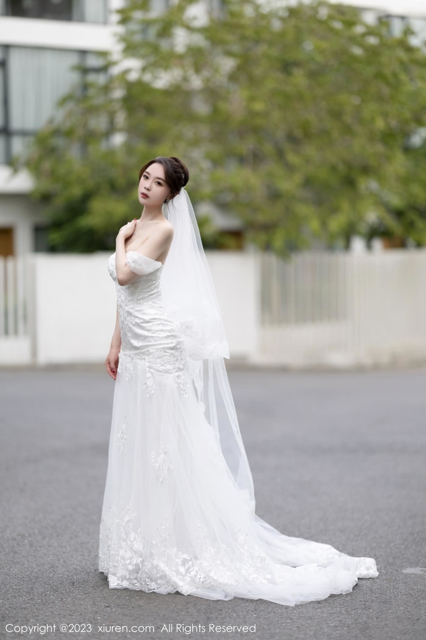 XiuRen秀人网 No.7310 梦心玥 婚纱美腿
