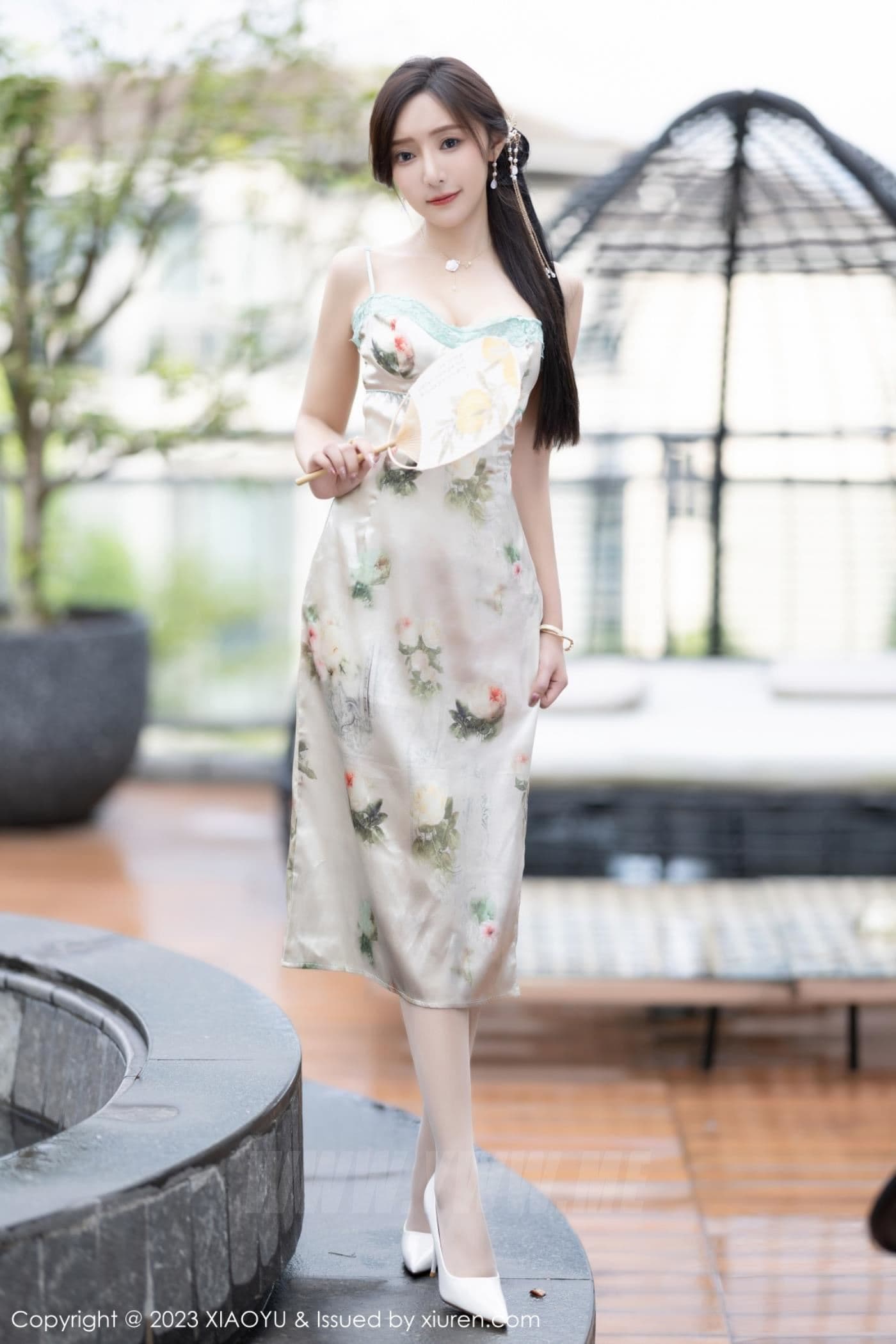 XIAOYU语画界 VOL.1097 王馨瑶yanni 长裙美腿