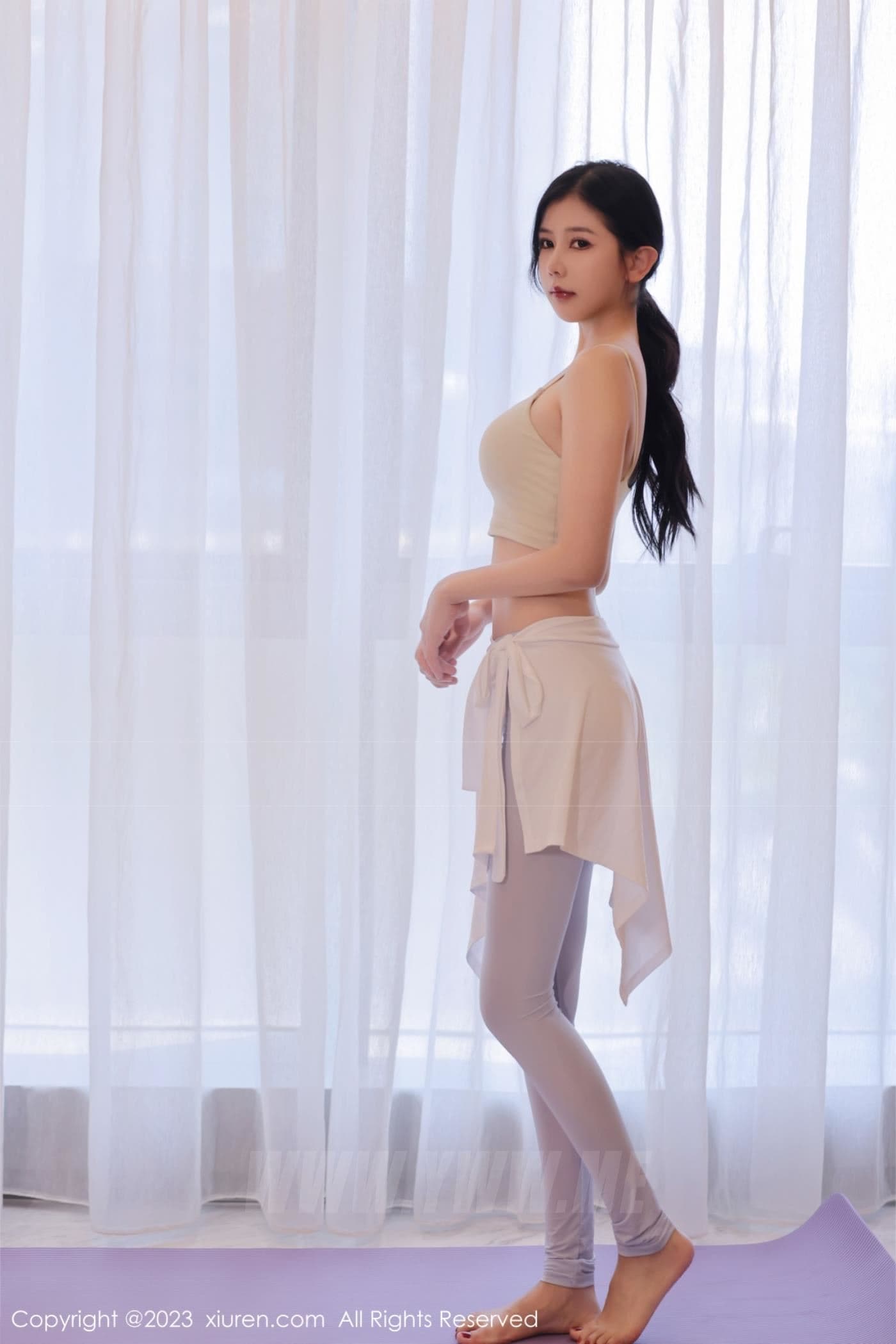 XiuRen秀人网 No.7294 尹甜甜 瑜伽美腿