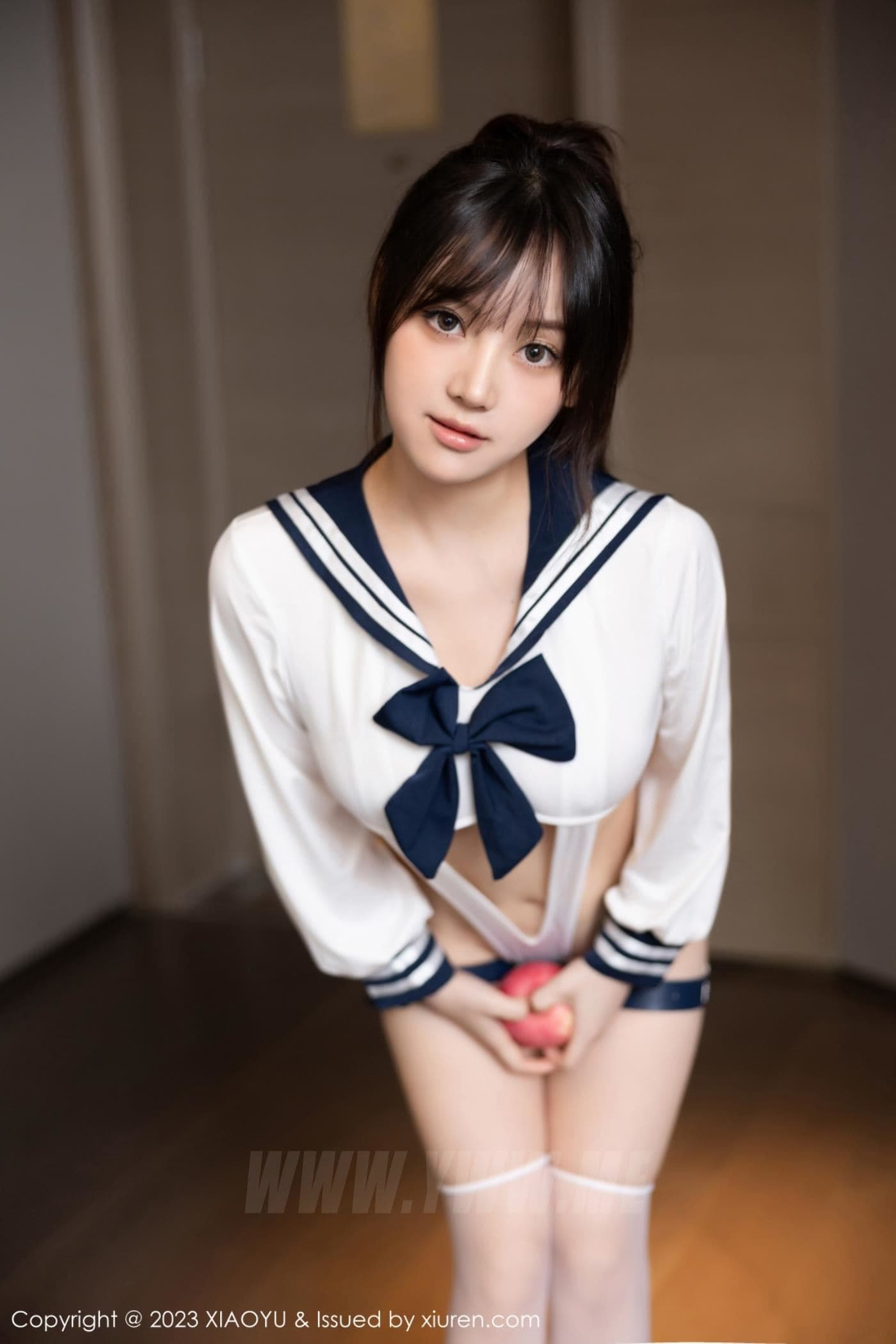 XIAOYU语画界 VOL.1105 豆瓣酱 制服美臀
