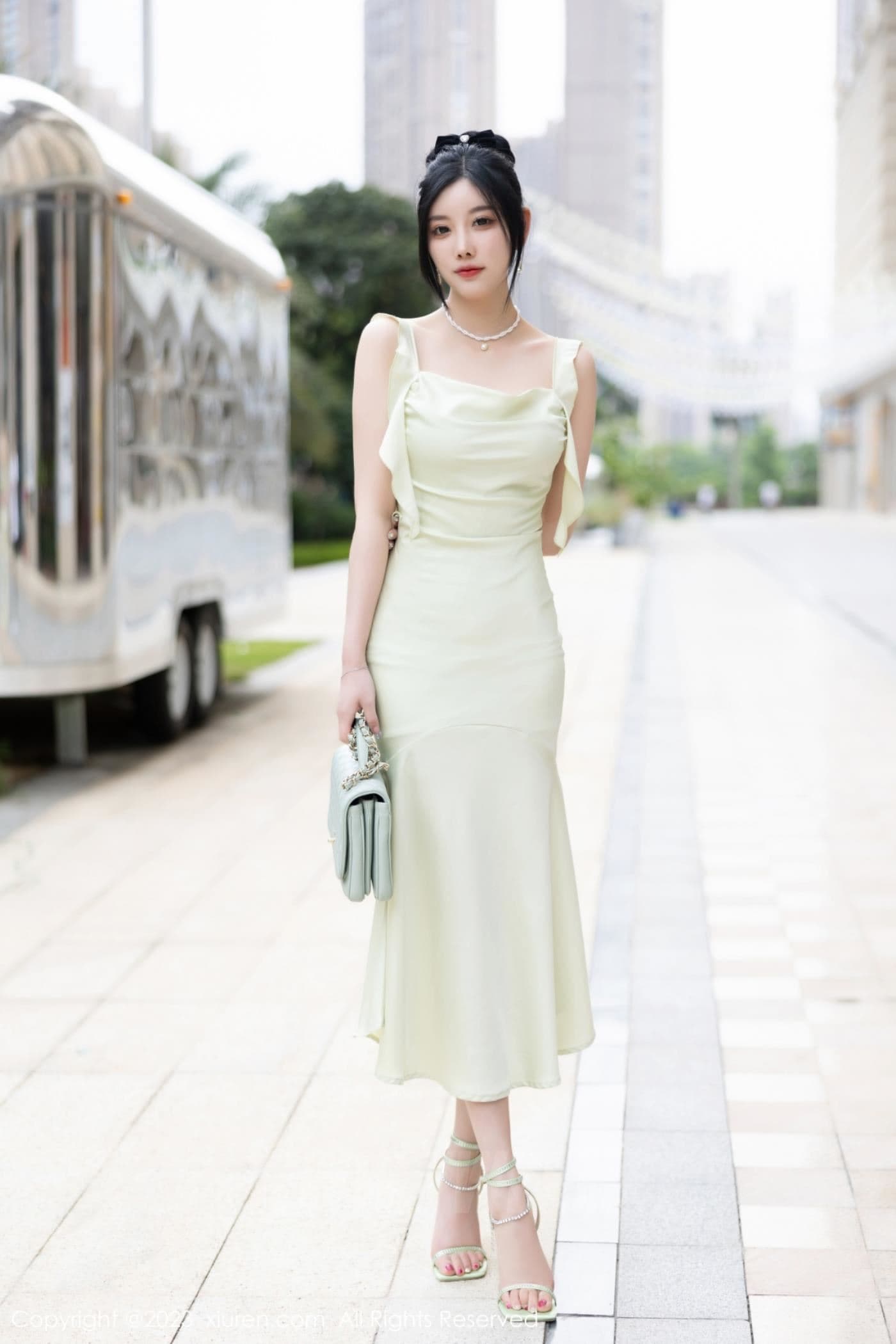 XiuRen秀人网 No.7410 杨晨晨Yome 美臀长裙
