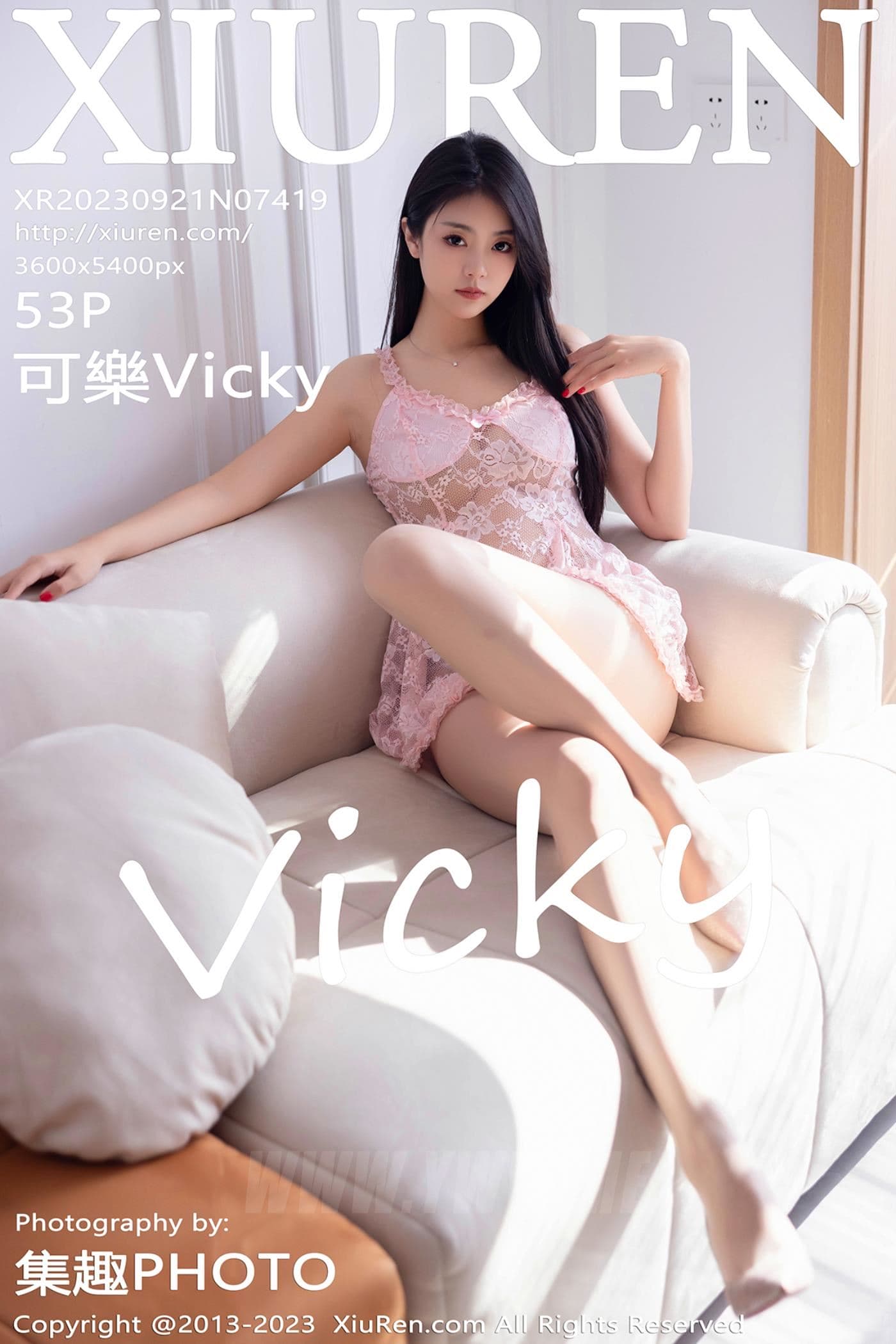 XiuRen秀人网 No.7419 可樂Vicky 丝袜美腿