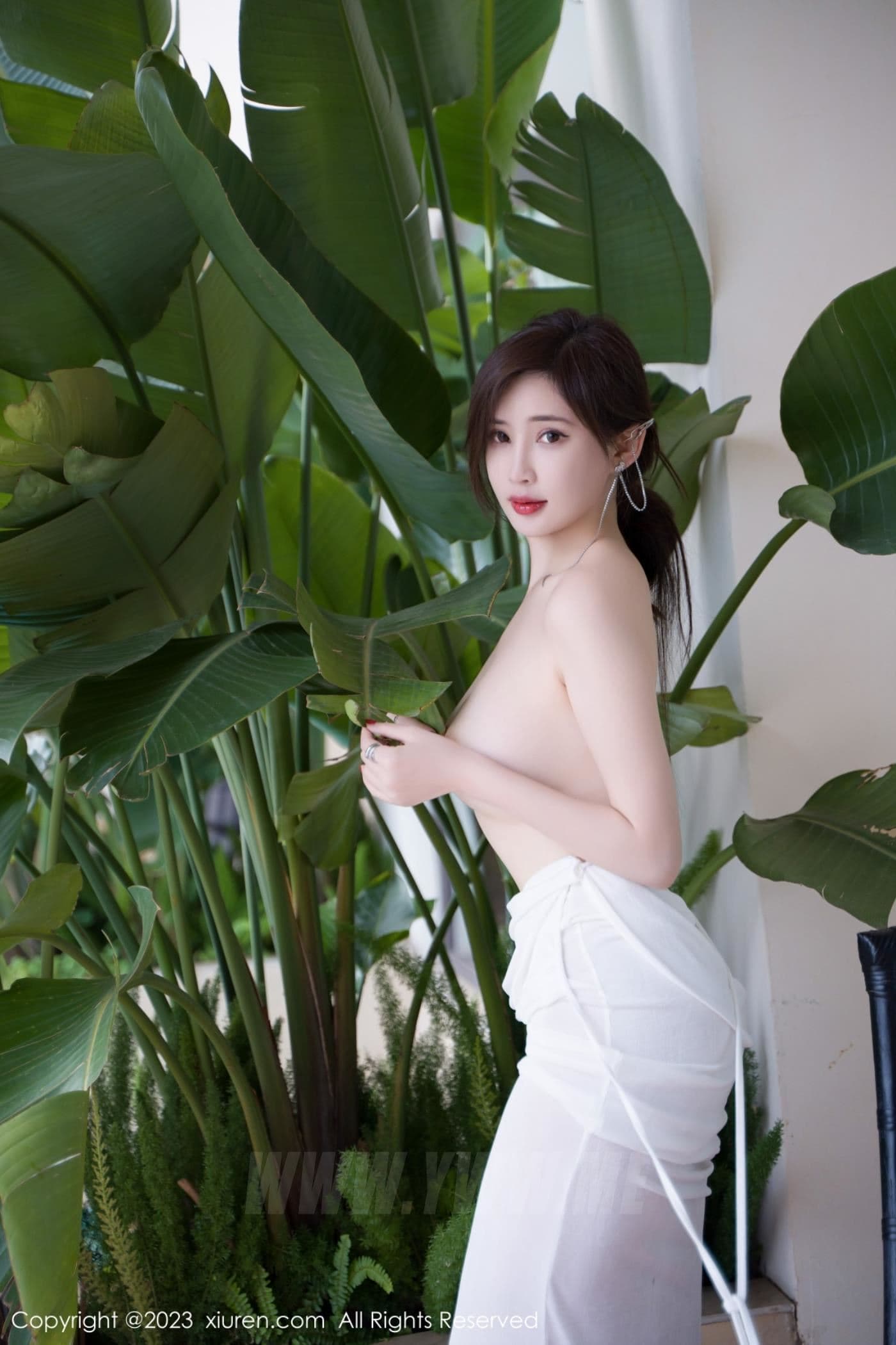 XiuRen秀人网 No.7461 Carol周妍希 长裙美臀