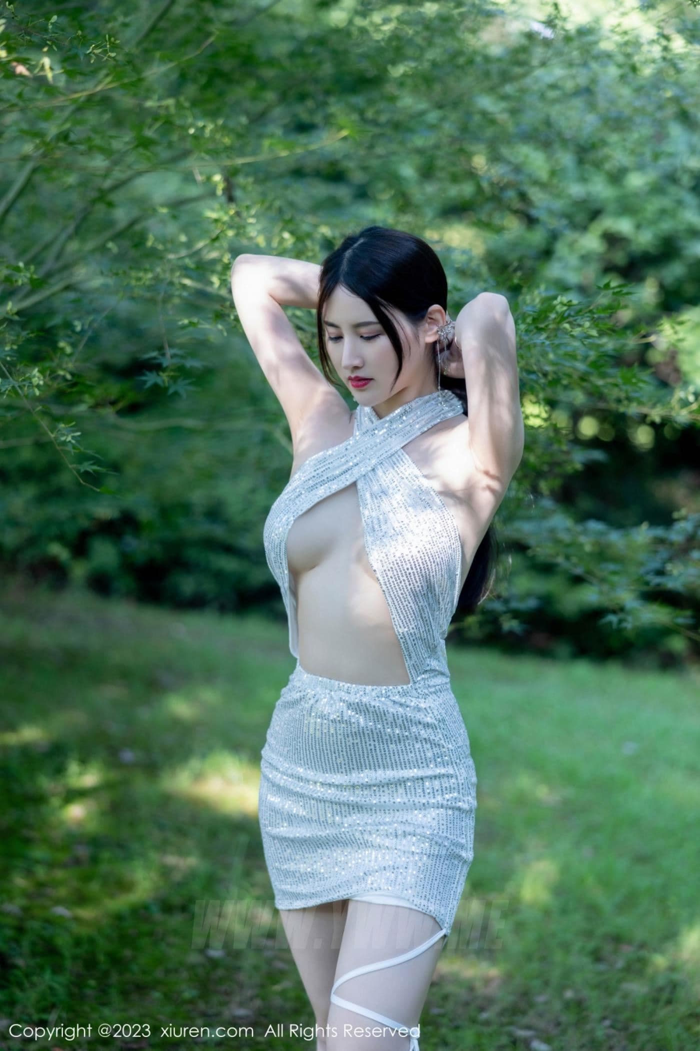 XiuRen秀人网 No.7441 诗诗kiki 美腿丰腴