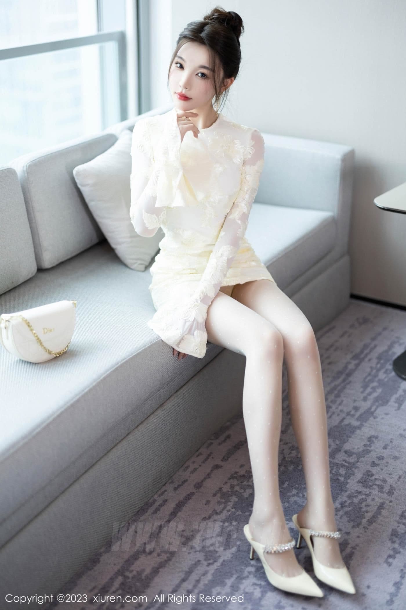 XiuRen秀人网 No.7476 徐莉芝Booty 美腿丝袜