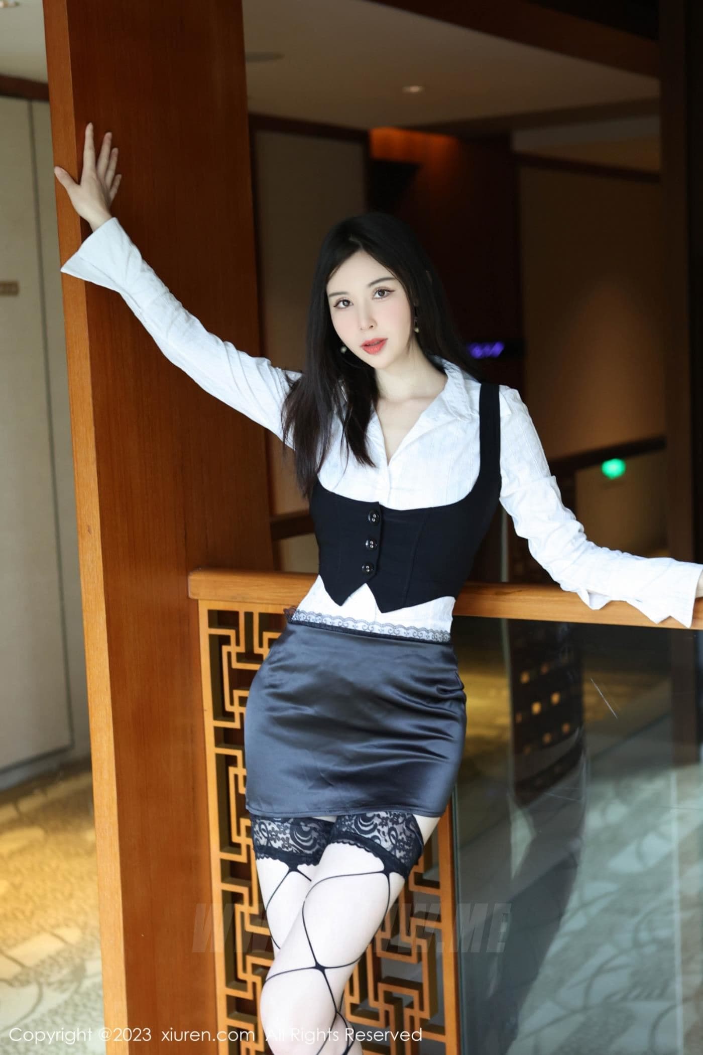 XiuRen秀人网 No.7525 曼柔 妩媚美腿