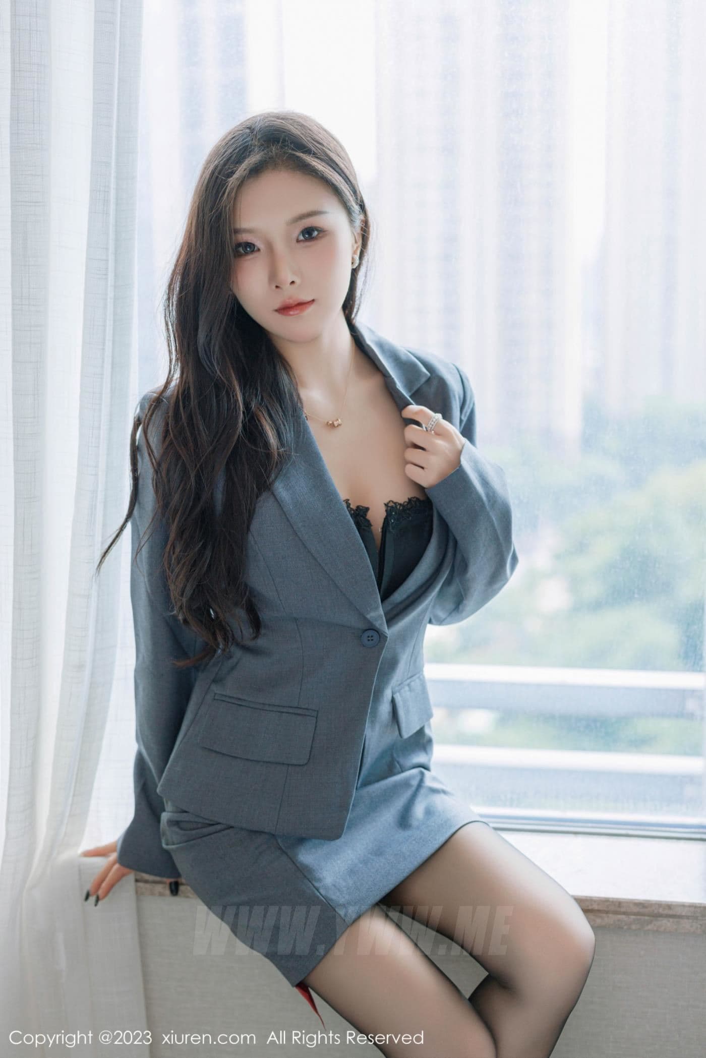 XiuRen秀人网 No.7511 七七kiko 黑丝美腿