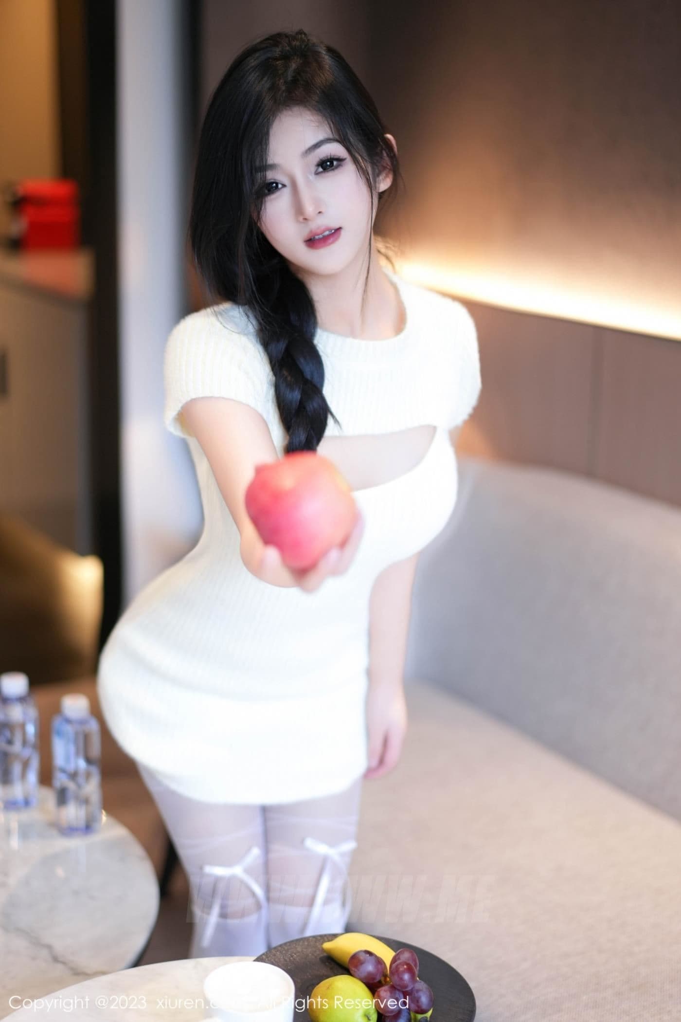 XiuRen秀人网 No.7541 谭小灵 丝袜美腿
