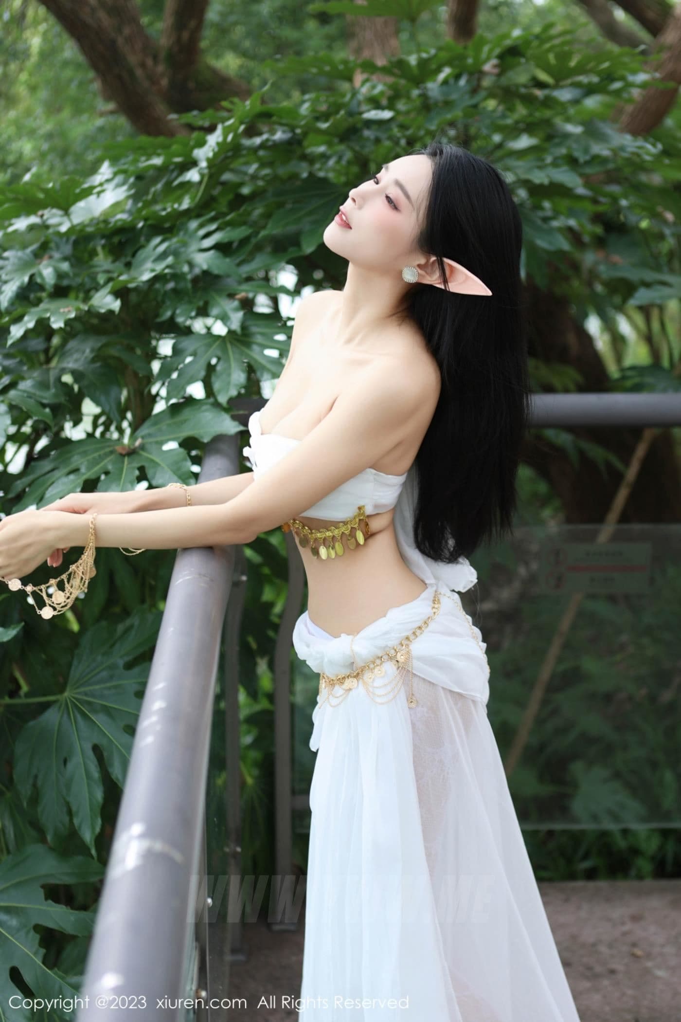 XiuRen秀人网 No.7598 草莓mm 美腿户外