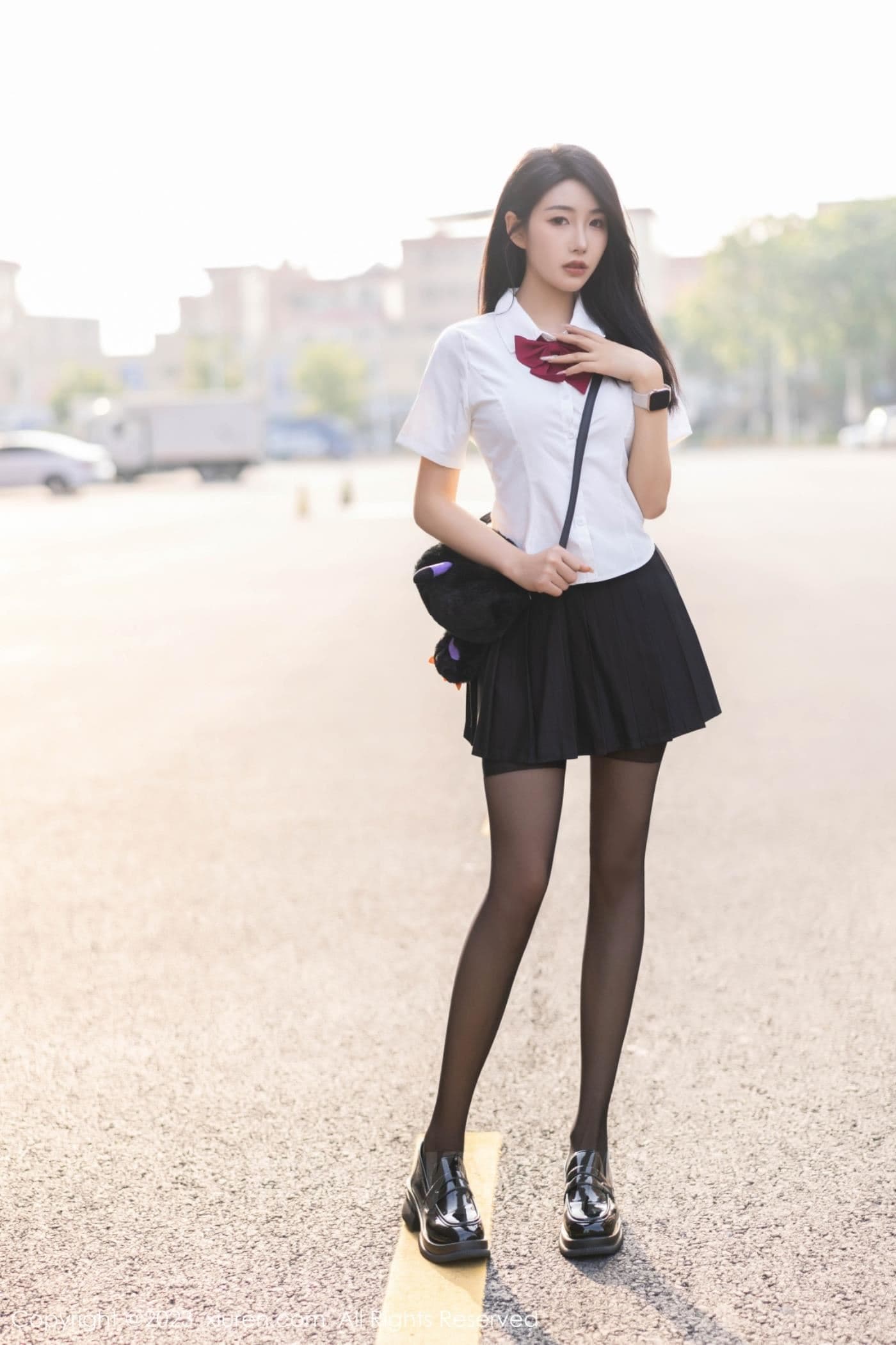 XiuRen秀人网 No.7653 苏苏阿 短裙美腿
