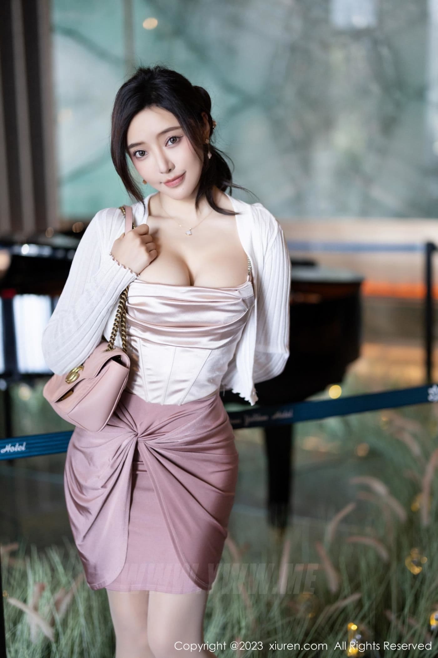 XiuRen秀人网 No.7640 王馨瑶yanni 时尚美腿