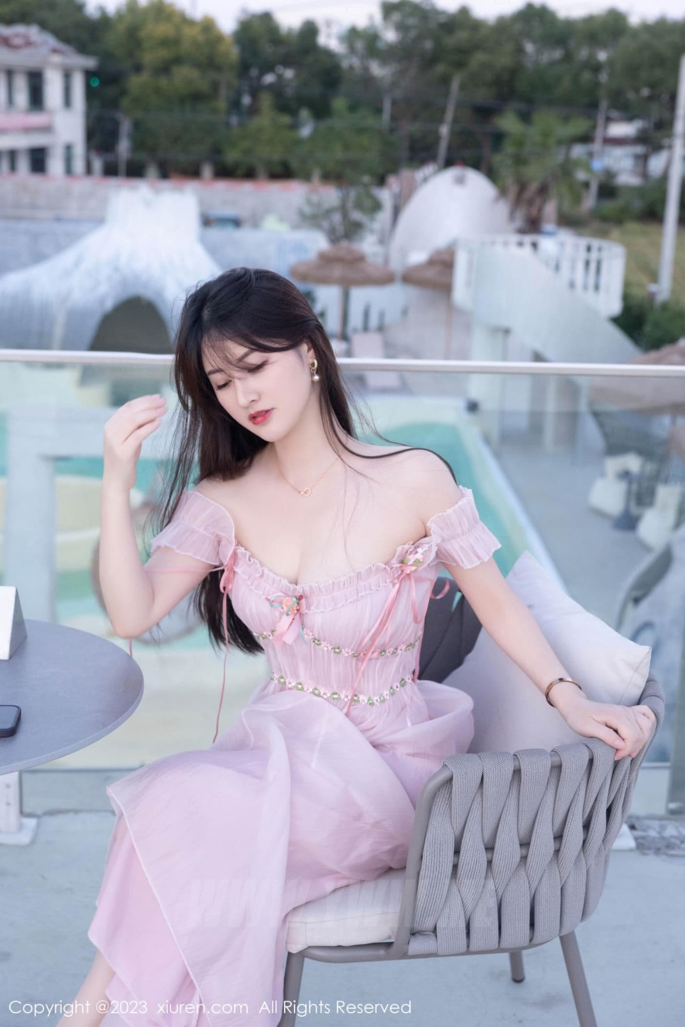 XiuRen秀人网 No.7666 诗诗kiki 长裙美臀