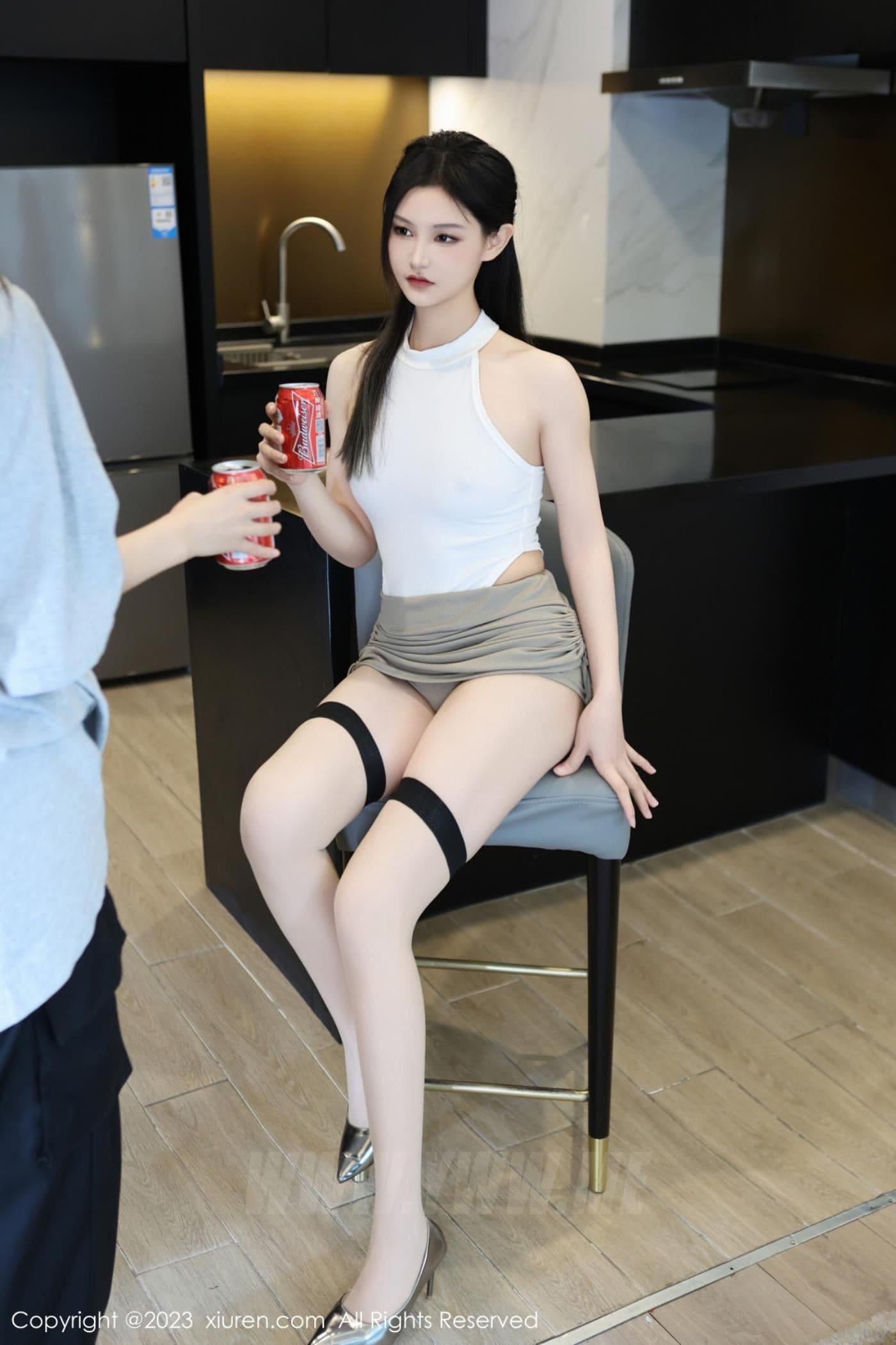 XiuRen秀人网 No.7663 大橘BBKira 新人美臀