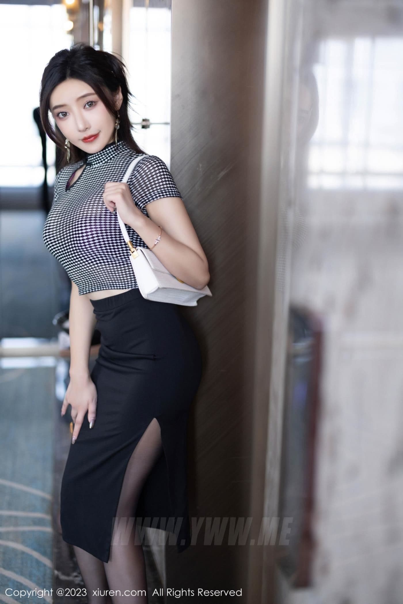 XiuRen秀人网 No.7703 王馨瑶yanni 丝袜美腿